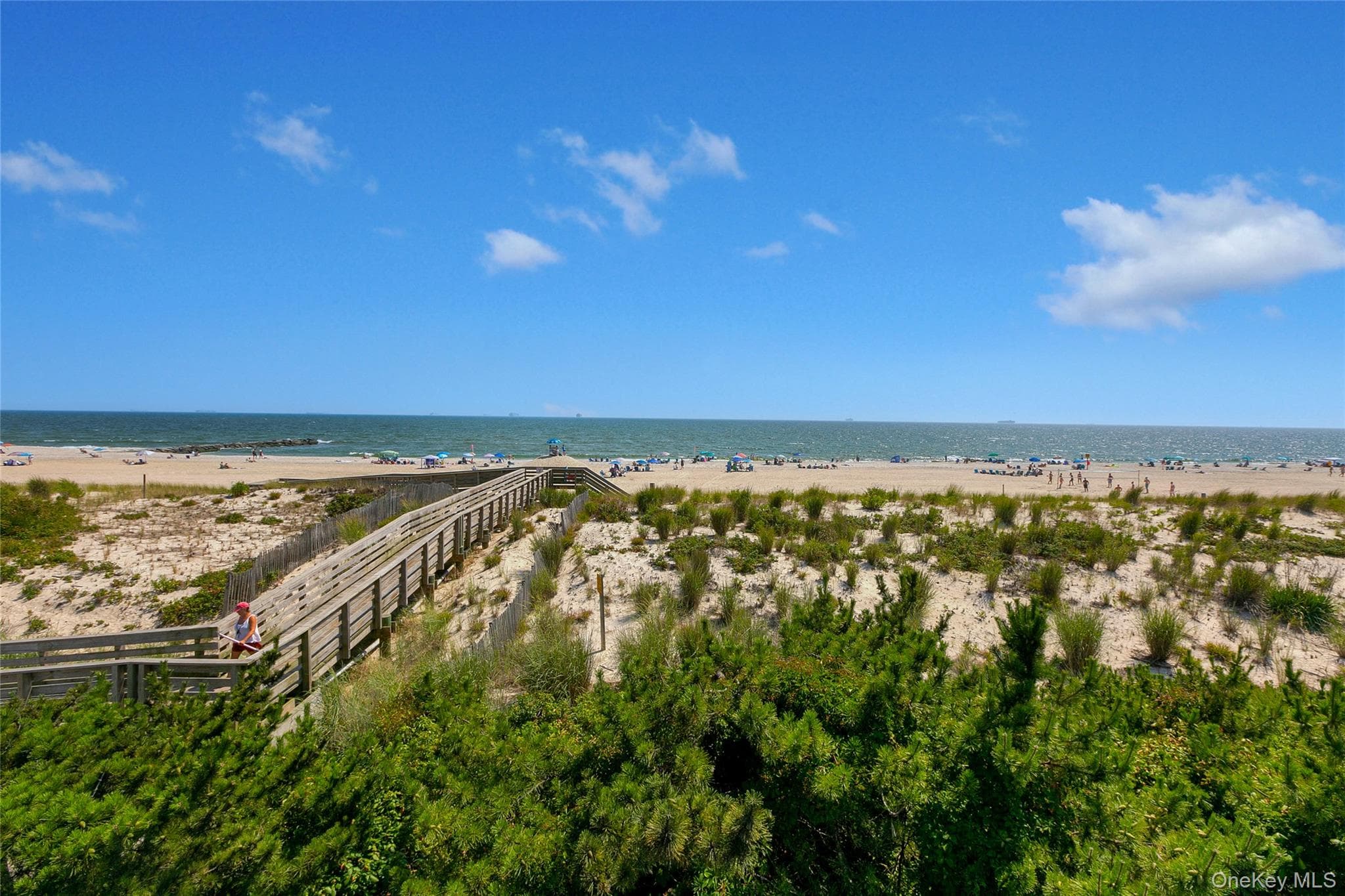 879 Oceanfront thumbnail 39