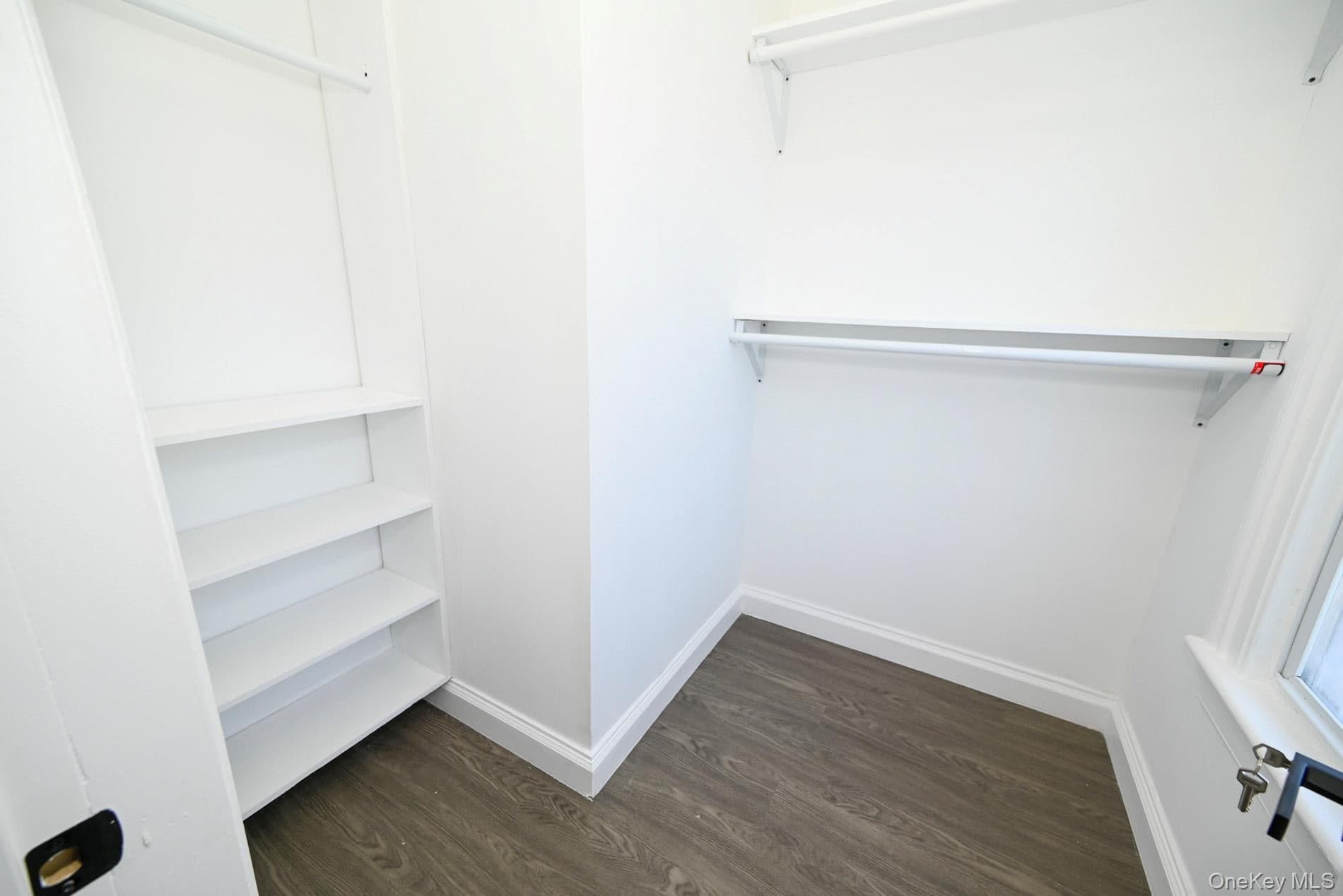55 Hartwell Place thumbnail 12