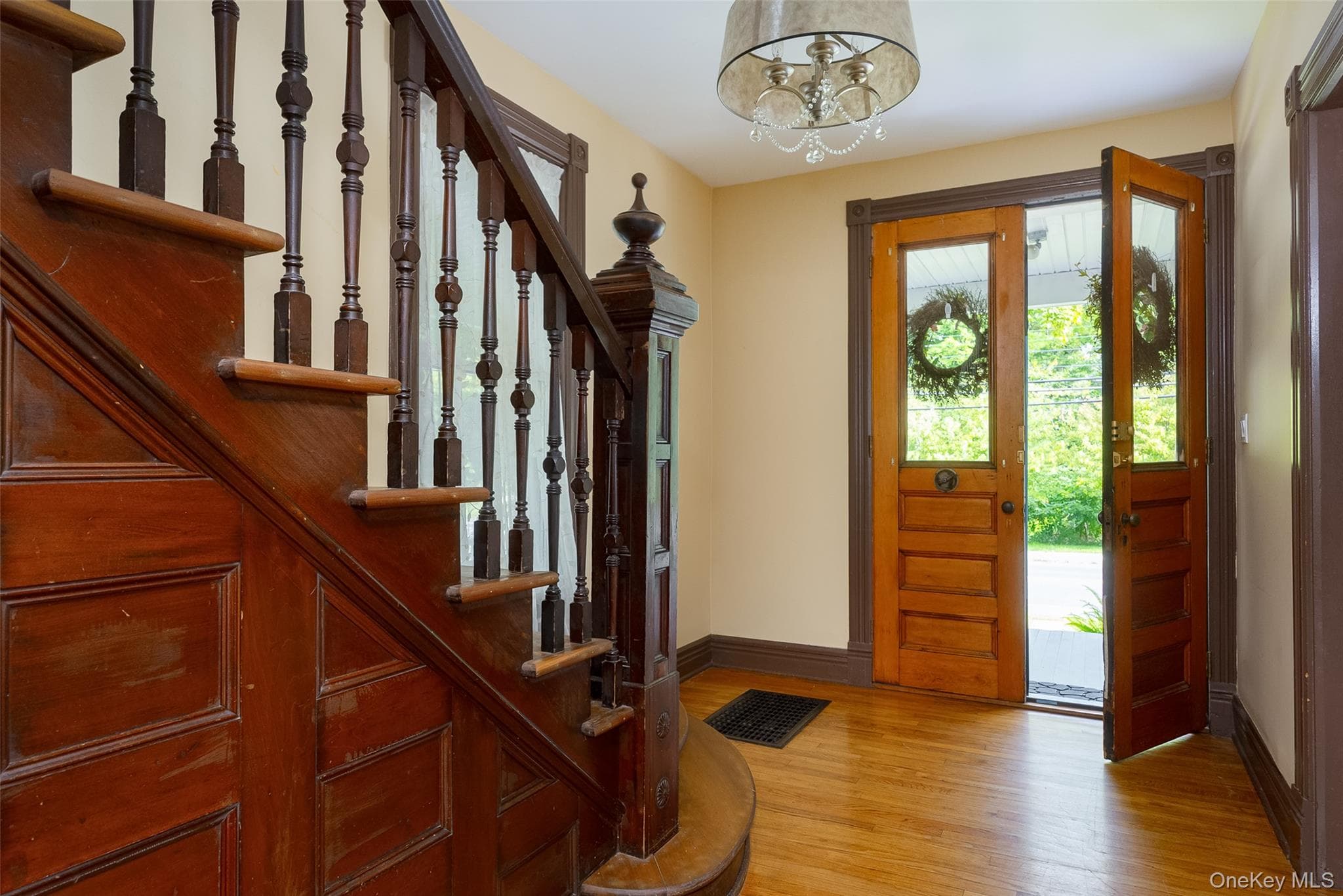 125 Vineyard Avenue thumbnail 5