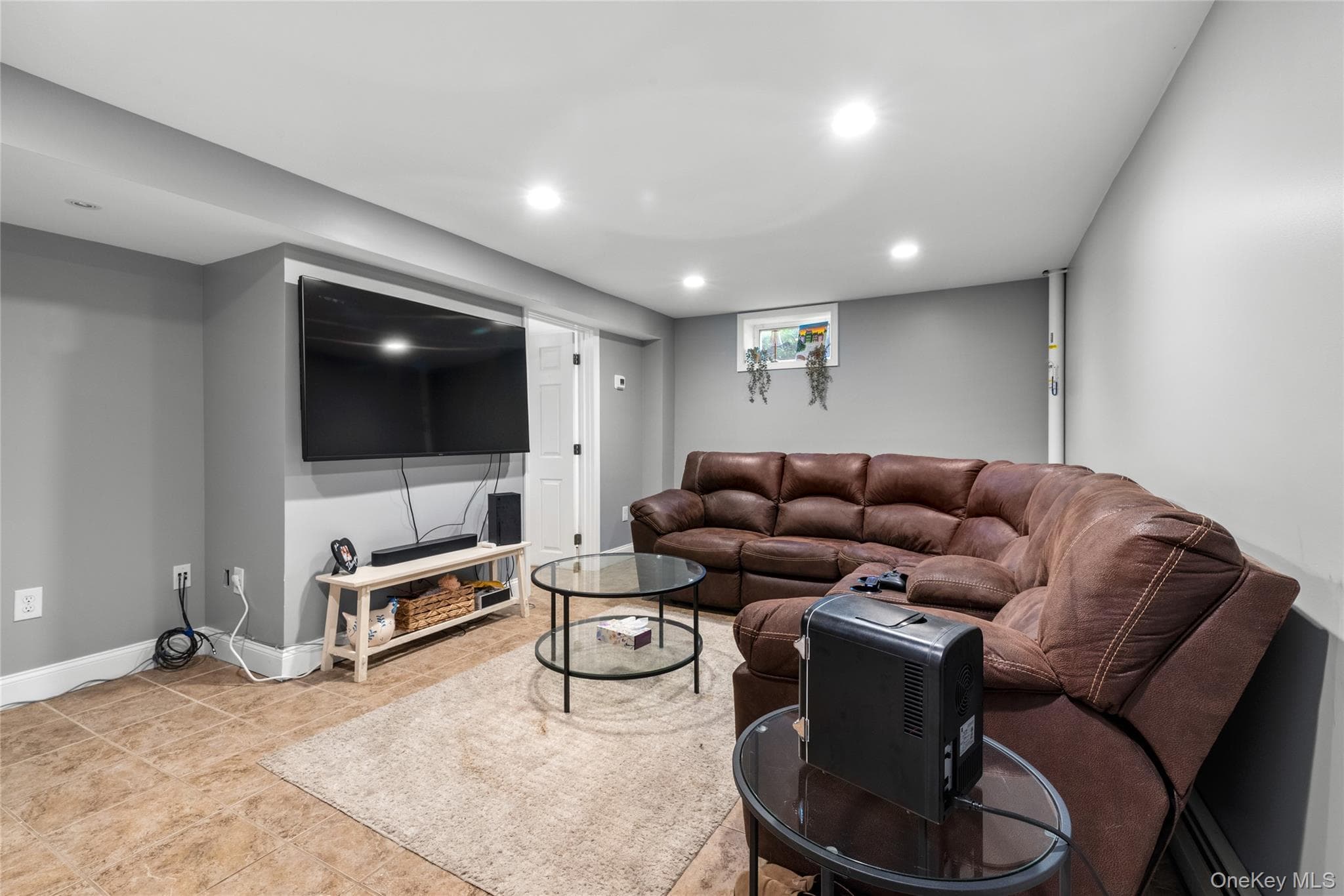 34 Windmill Road thumbnail 32