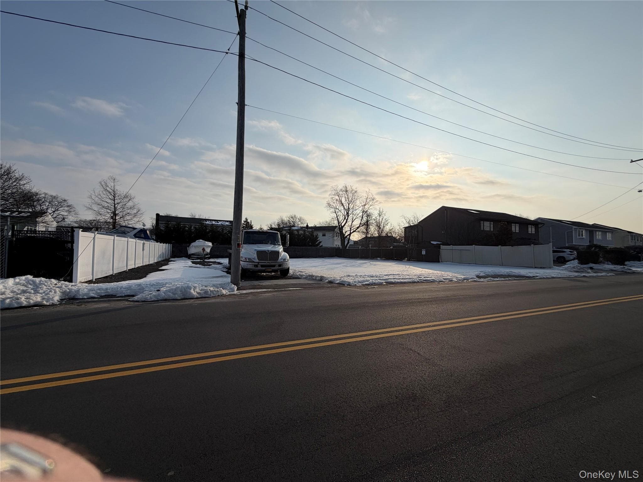 620 Shore Road thumbnail 5