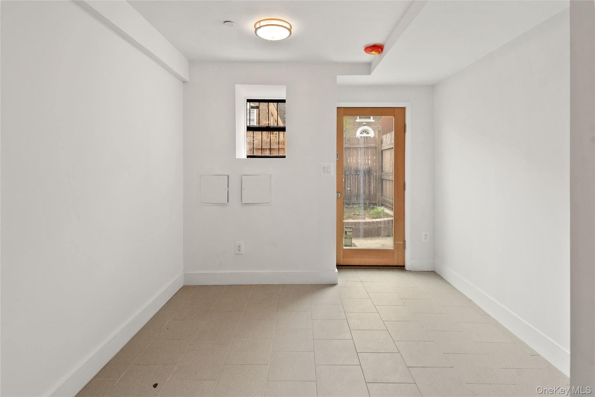 1845 Andrews Avenue thumbnail 36