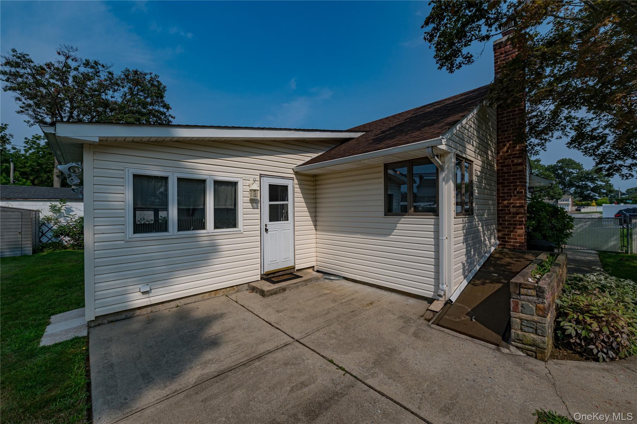 3986 Maplewood Drive thumbnail 23