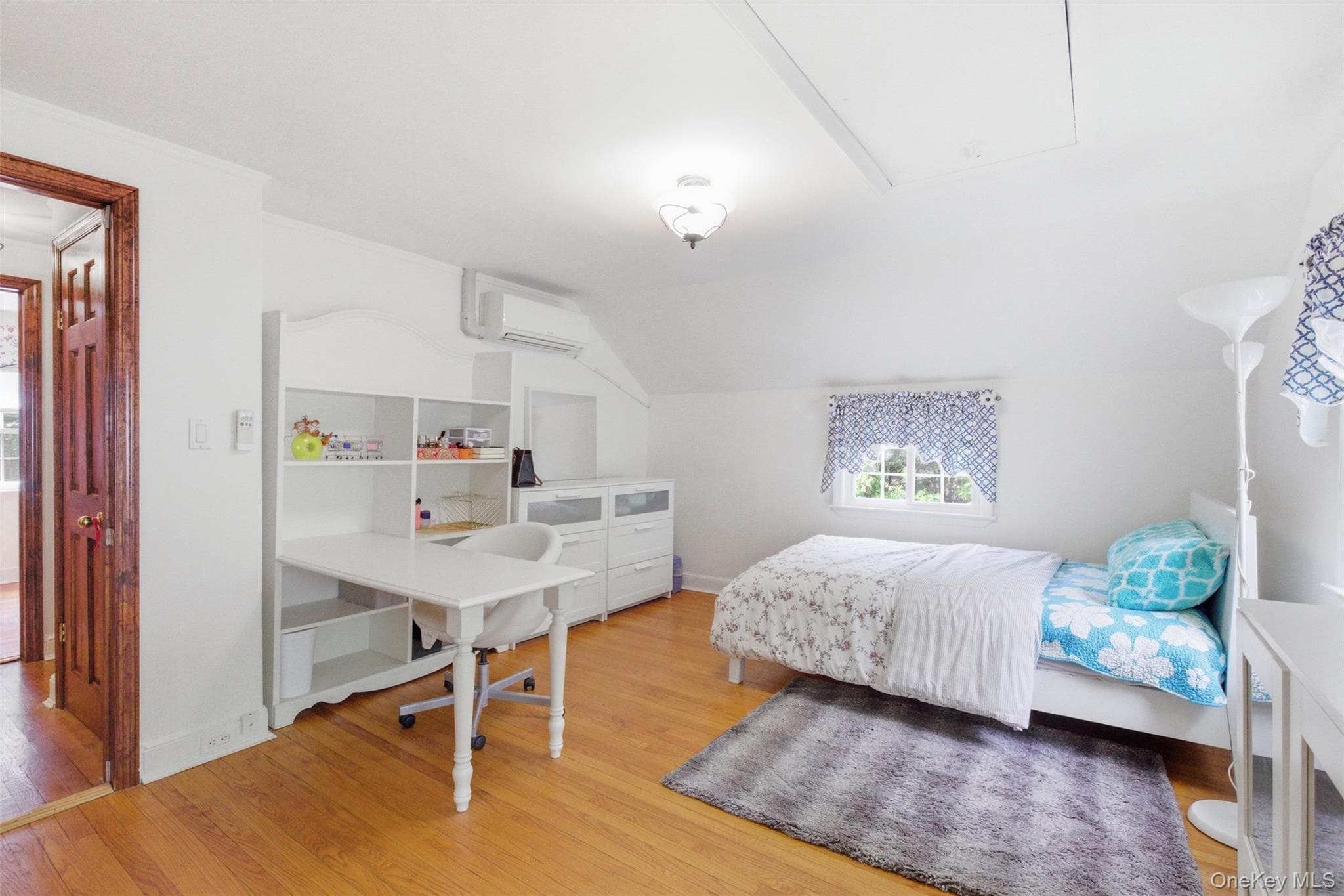 47 Onderdonk Avenue thumbnail 20