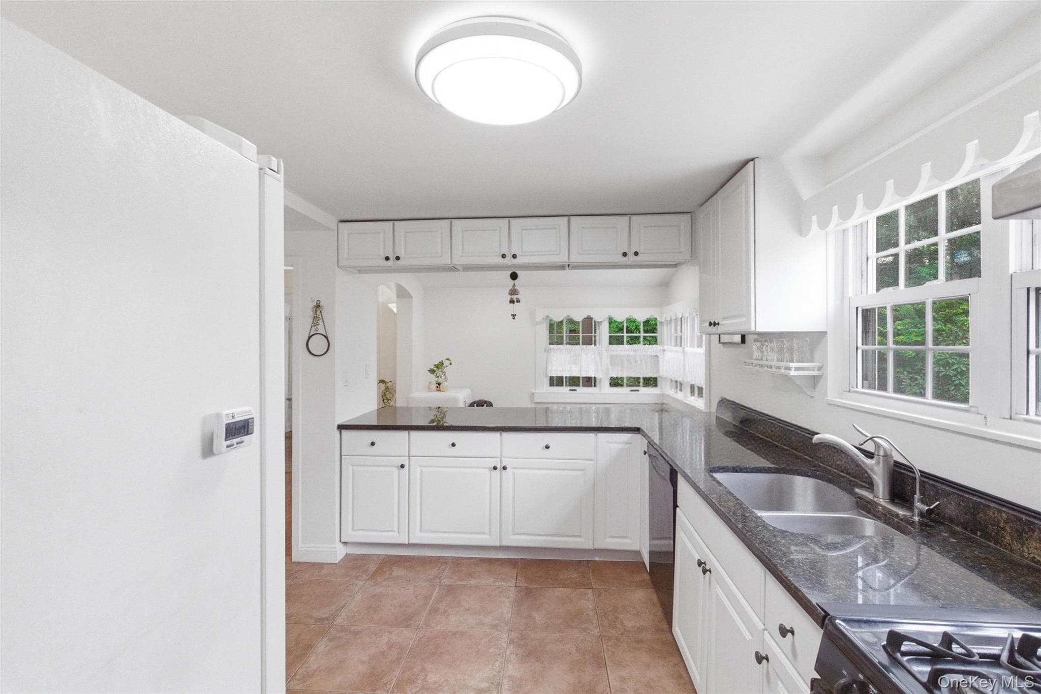 47 Onderdonk Avenue thumbnail 13