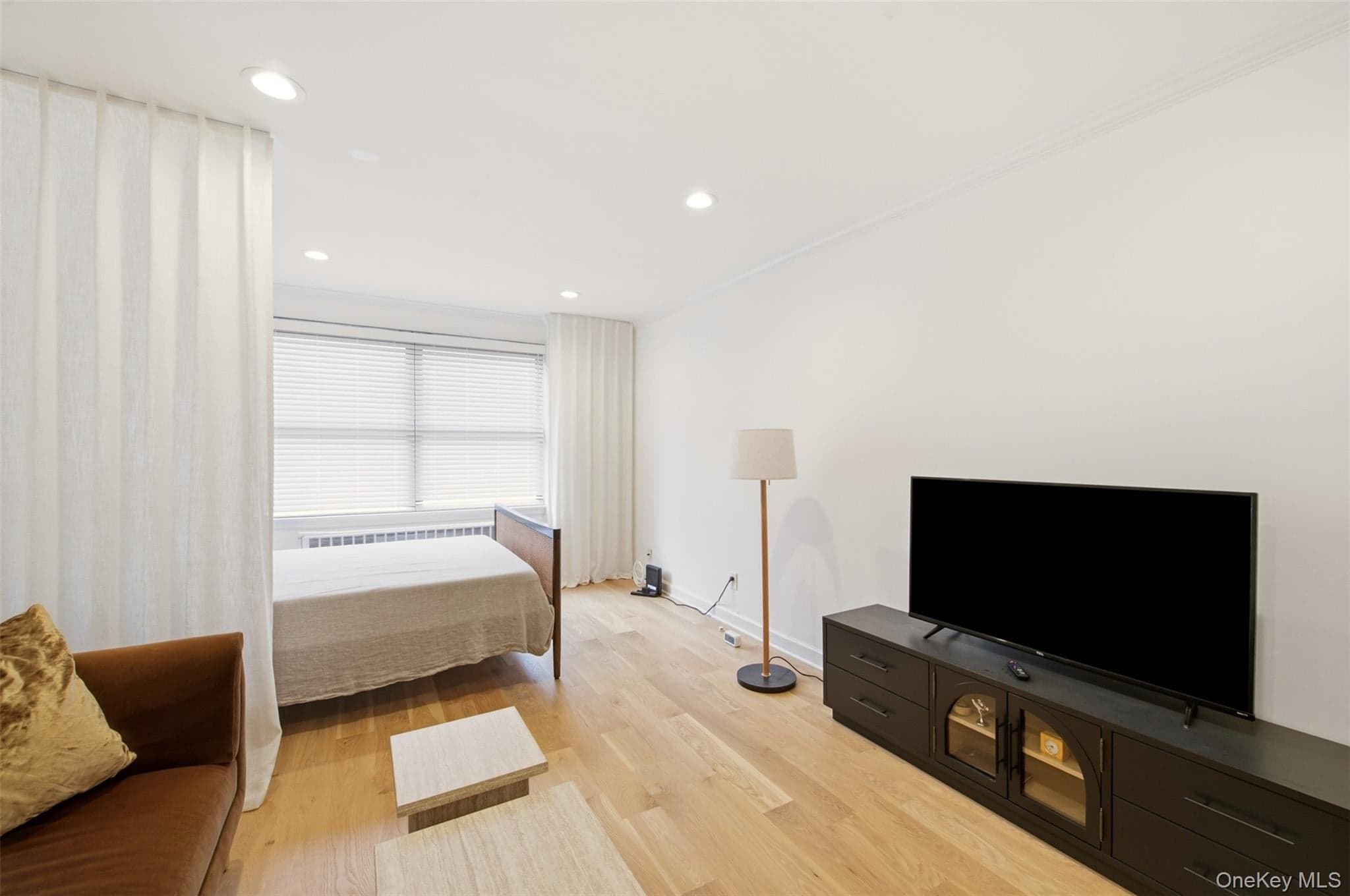 90 Schenck AVE Unit: 3M thumbnail 9