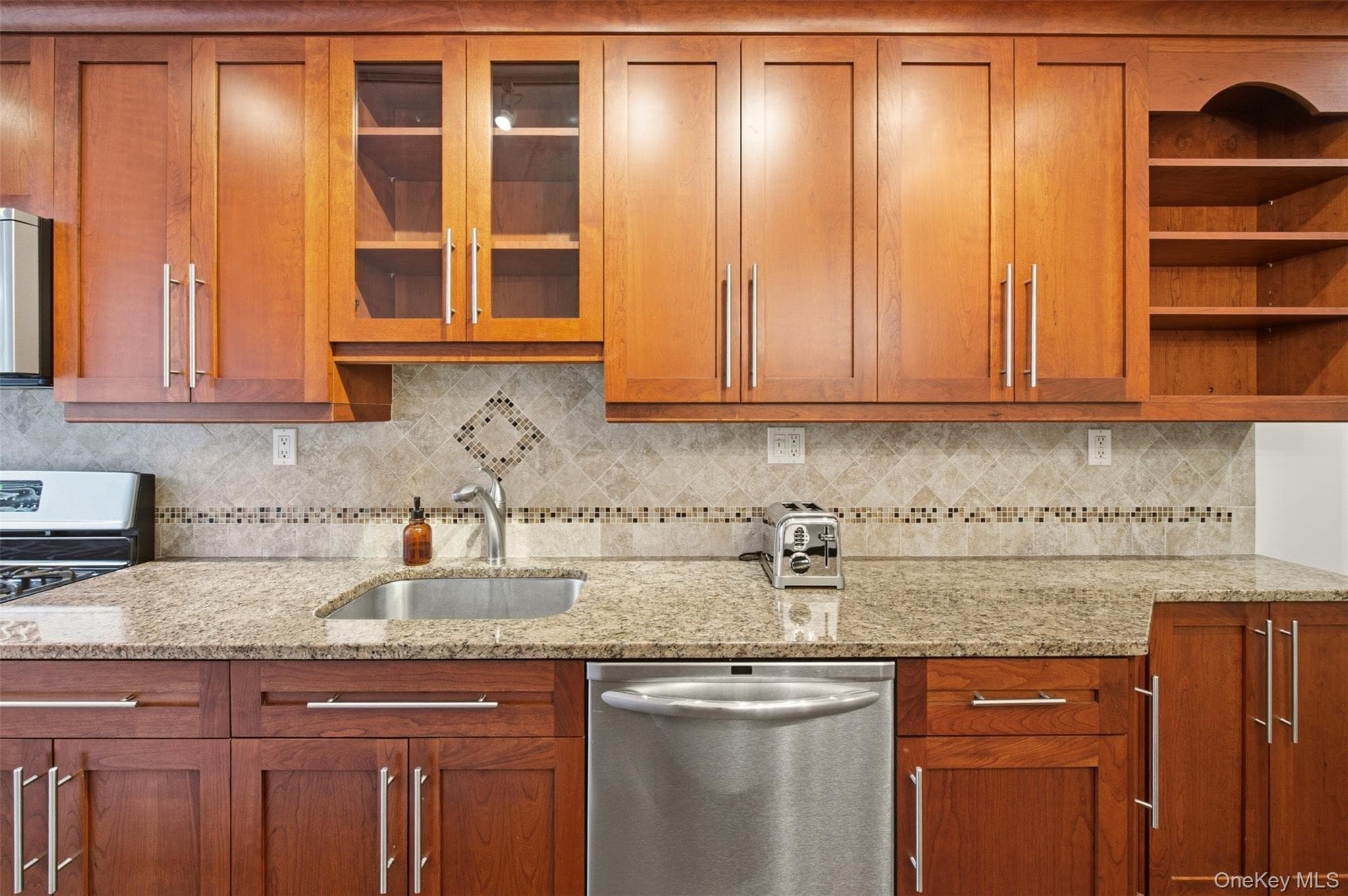 90 Schenck AVE Unit: 3M thumbnail 14
