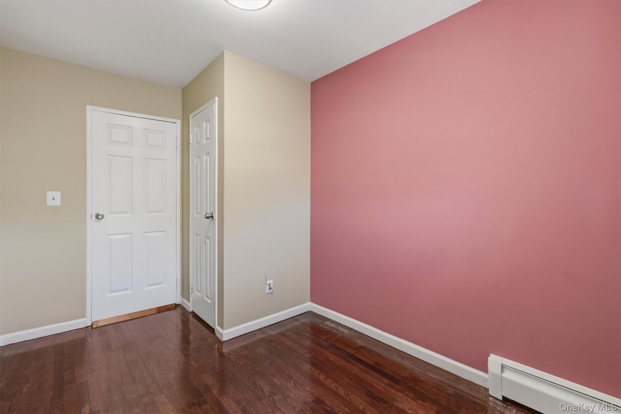 1018 Throggmorton Avenue thumbnail 24