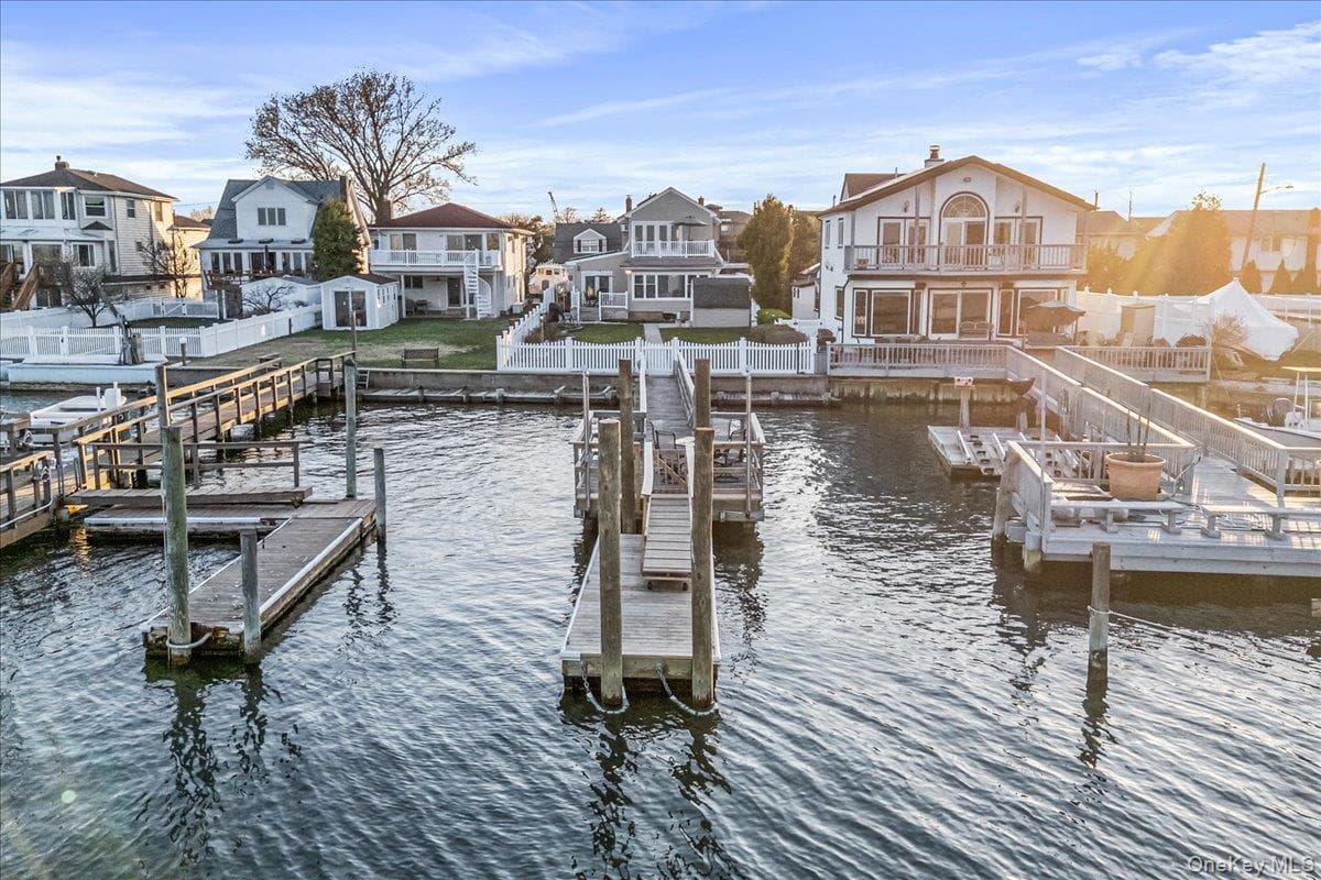 3451 Bay Front thumbnail 16