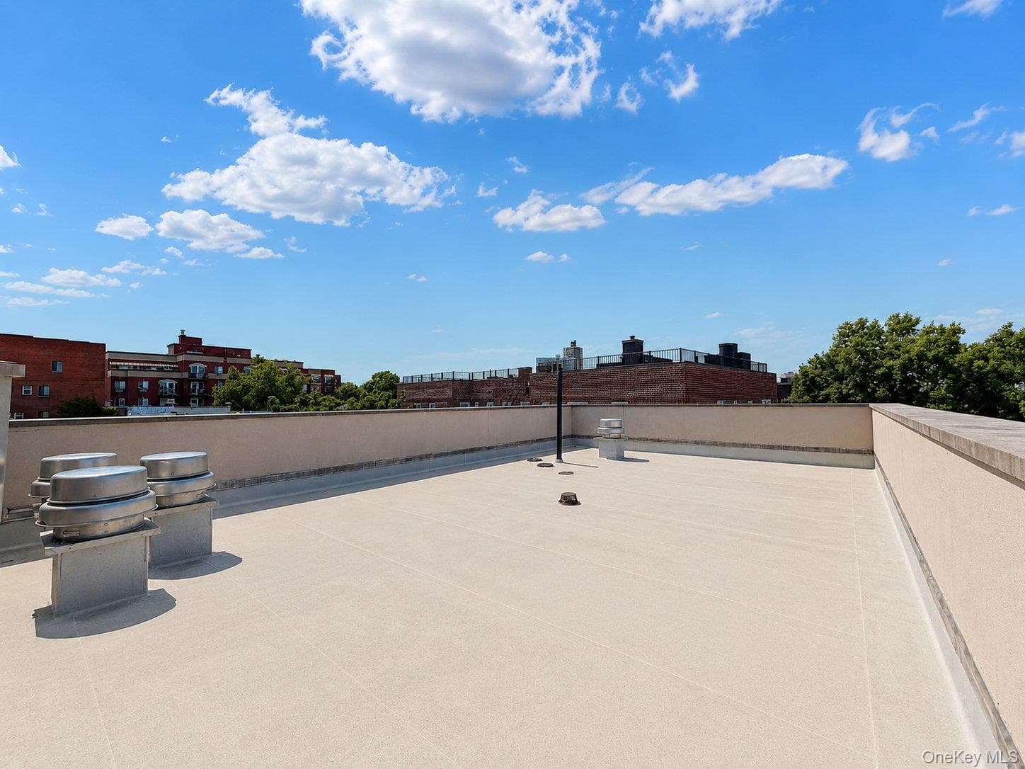 135-46 Grand Central Parkway Unit: 4C thumbnail 2