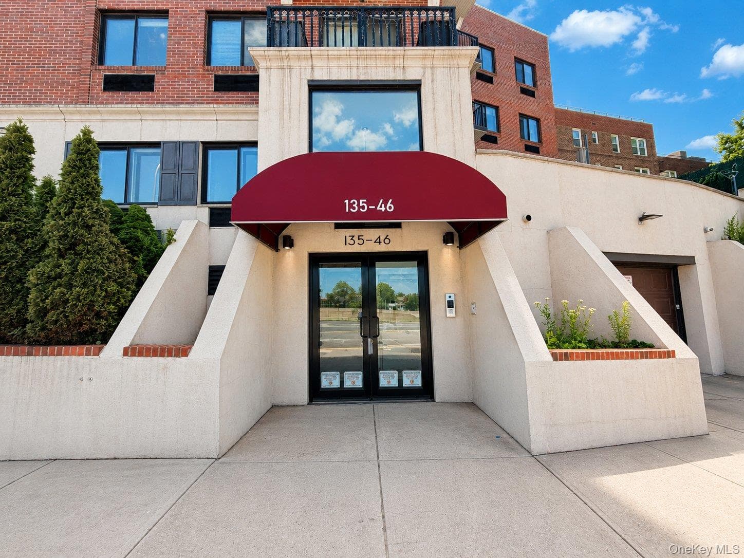 135-46 Grand Central Parkway Unit: 4C photo 1
