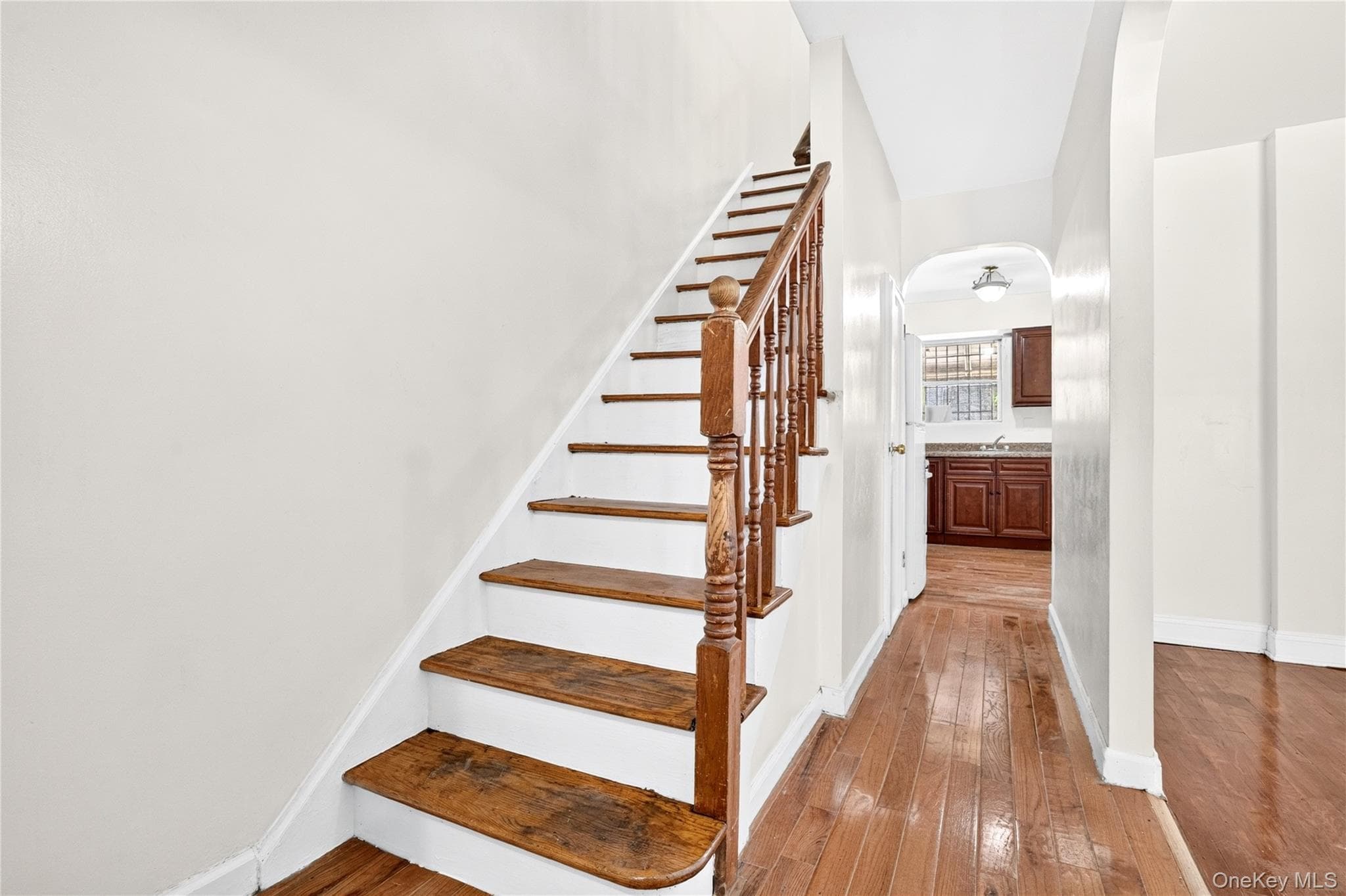 3885 Paulding Avenue thumbnail 16