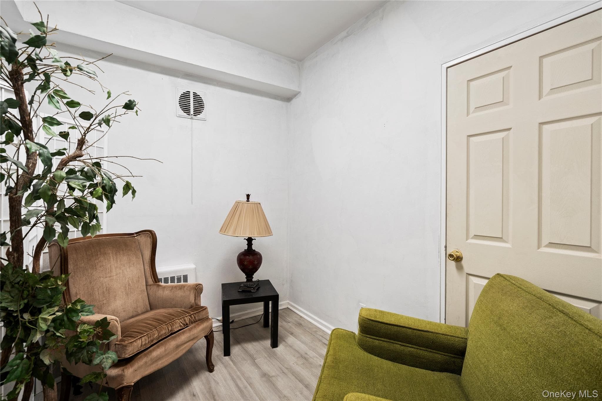 200 N. Village Avenue Unit: 101A thumbnail 17