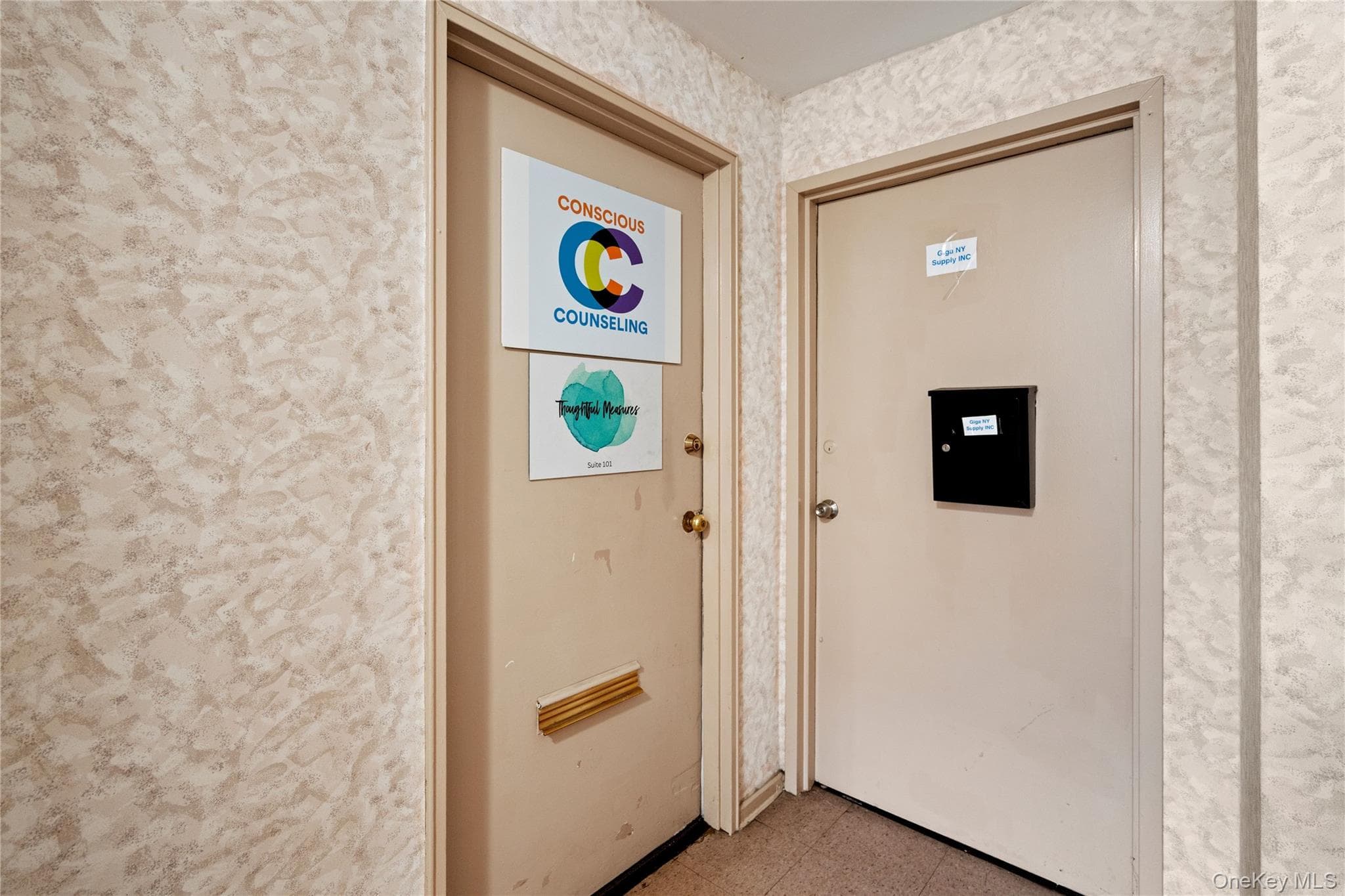 200 N. Village Avenue Unit: 101A thumbnail 5