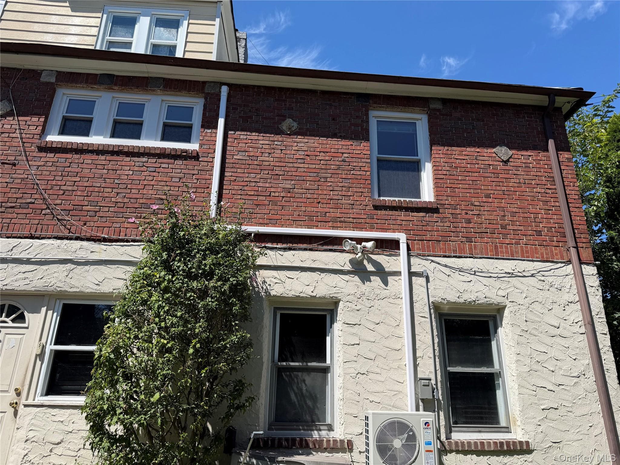40 Paula Avenue thumbnail 3