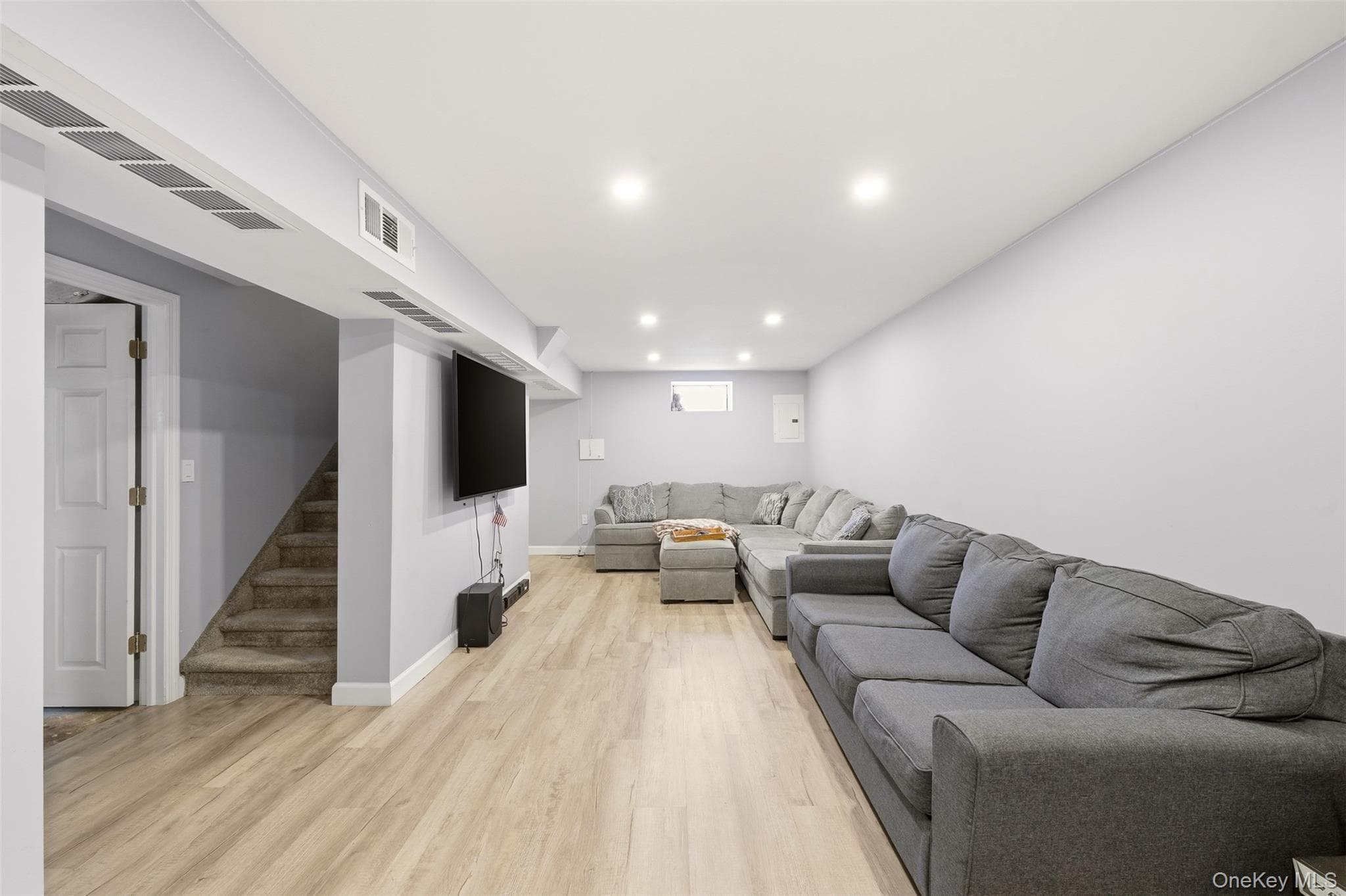 1155 Delmar Avenue thumbnail 17