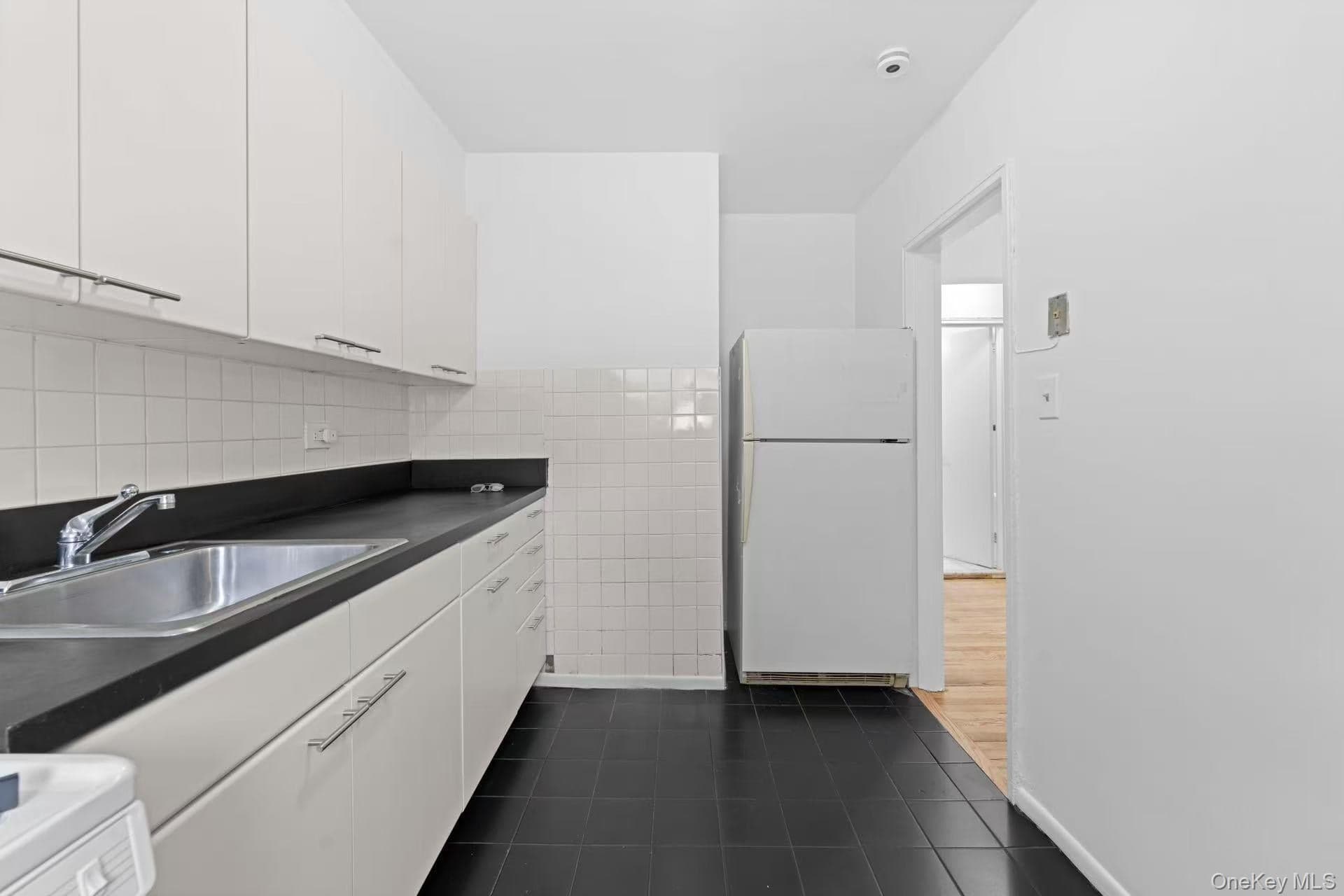 7632 Springfield Boulevard Unit: 143A thumbnail 12
