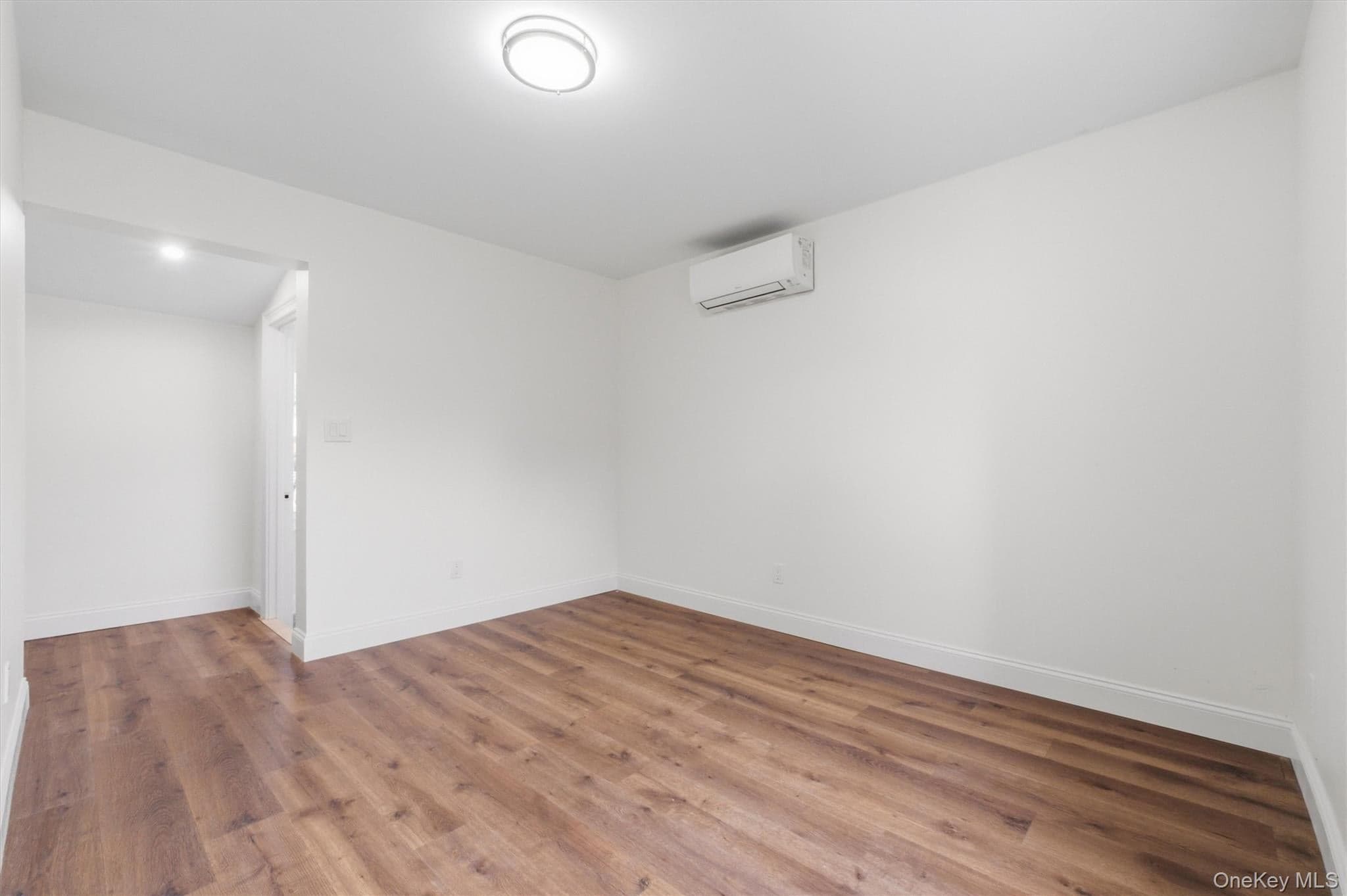 119 Verplanck Avenue thumbnail 20