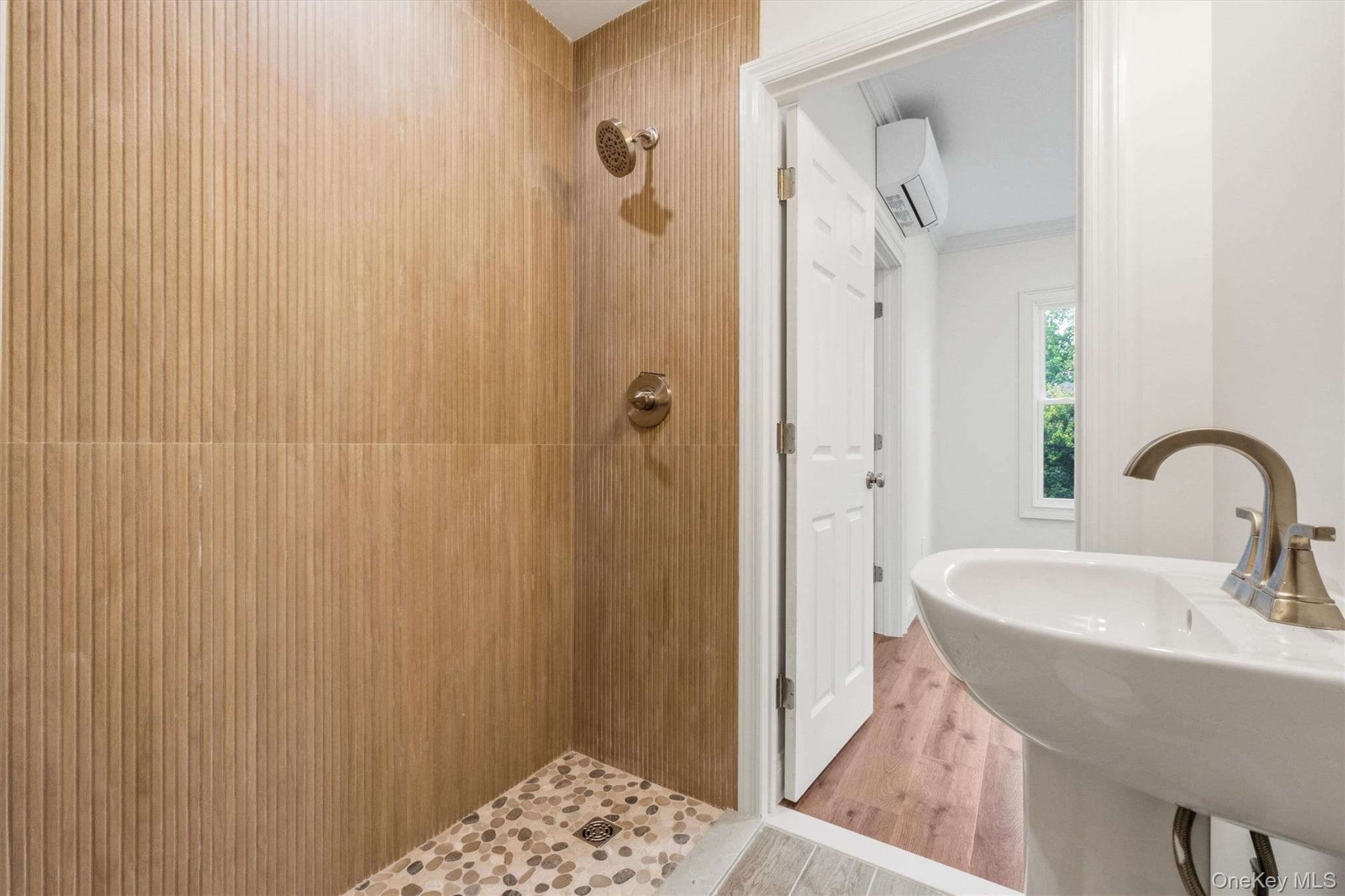 119 Verplanck Avenue thumbnail 26