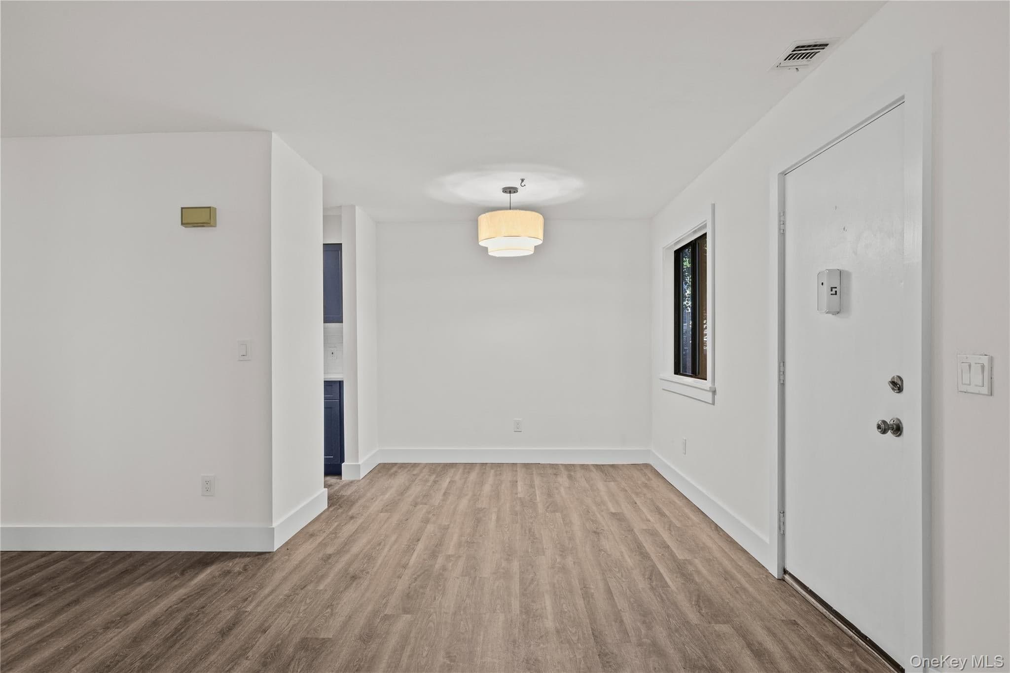 3307 Pine Cone Court thumbnail 7