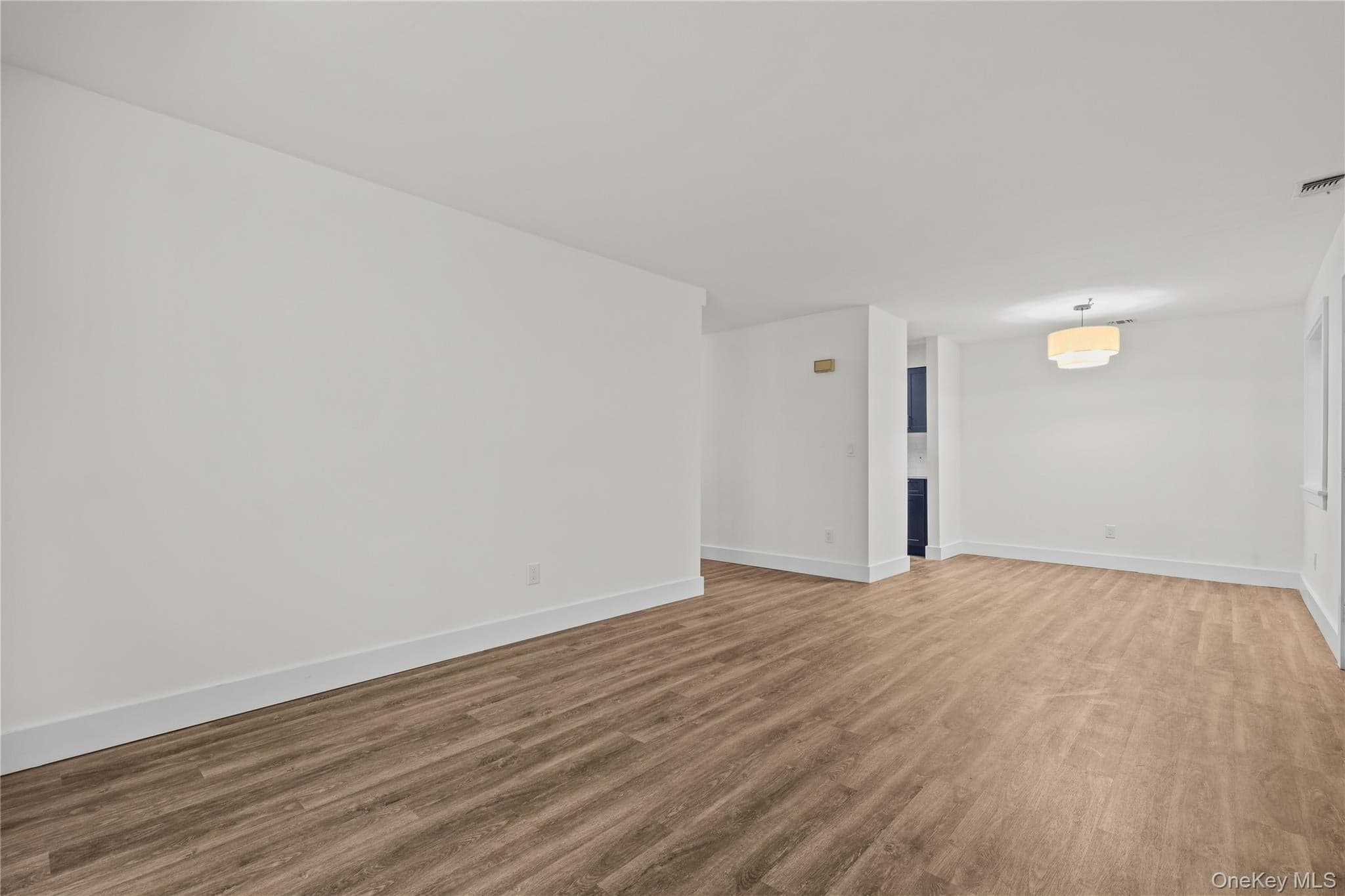 3307 Pine Cone Court thumbnail 9