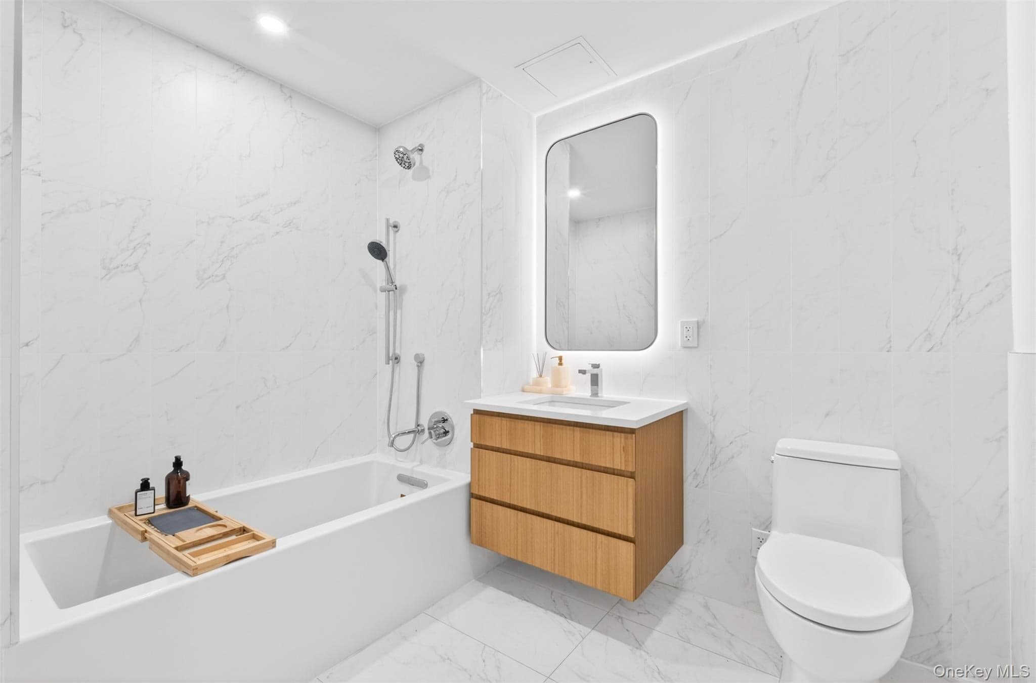 133-25 37th Avenue Unit: 17D thumbnail 7