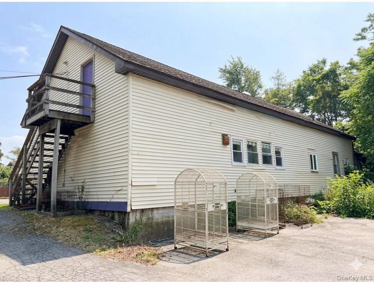 48 Maple Avenue thumbnail 8