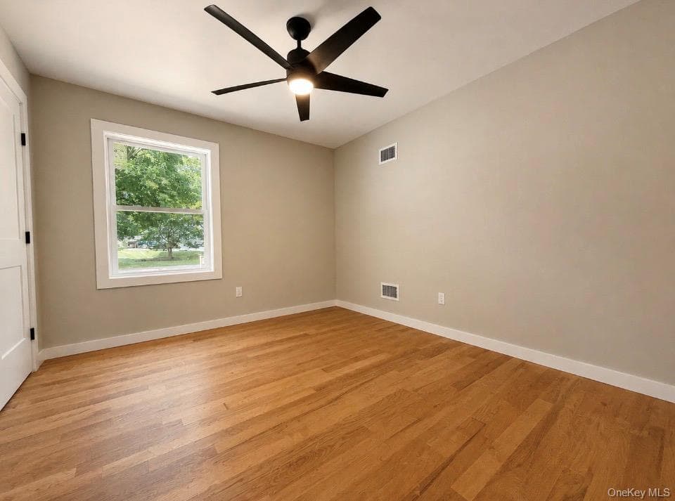 1063 William Floyd Parkway thumbnail 8