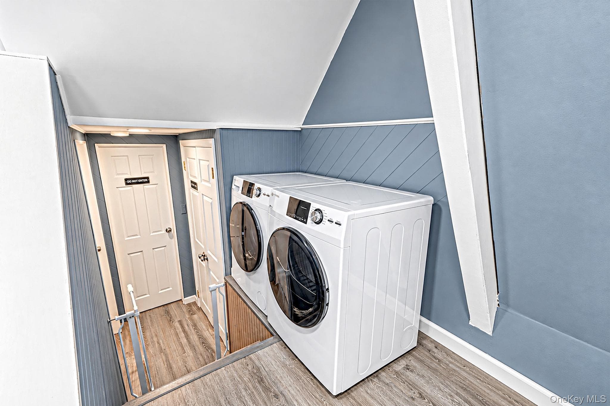 220 Shore Road RD Unit: 4 thumbnail 27
