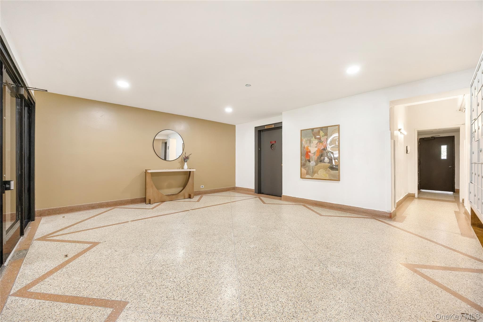 2830 Briggs Avenue Unit: 4C thumbnail 9