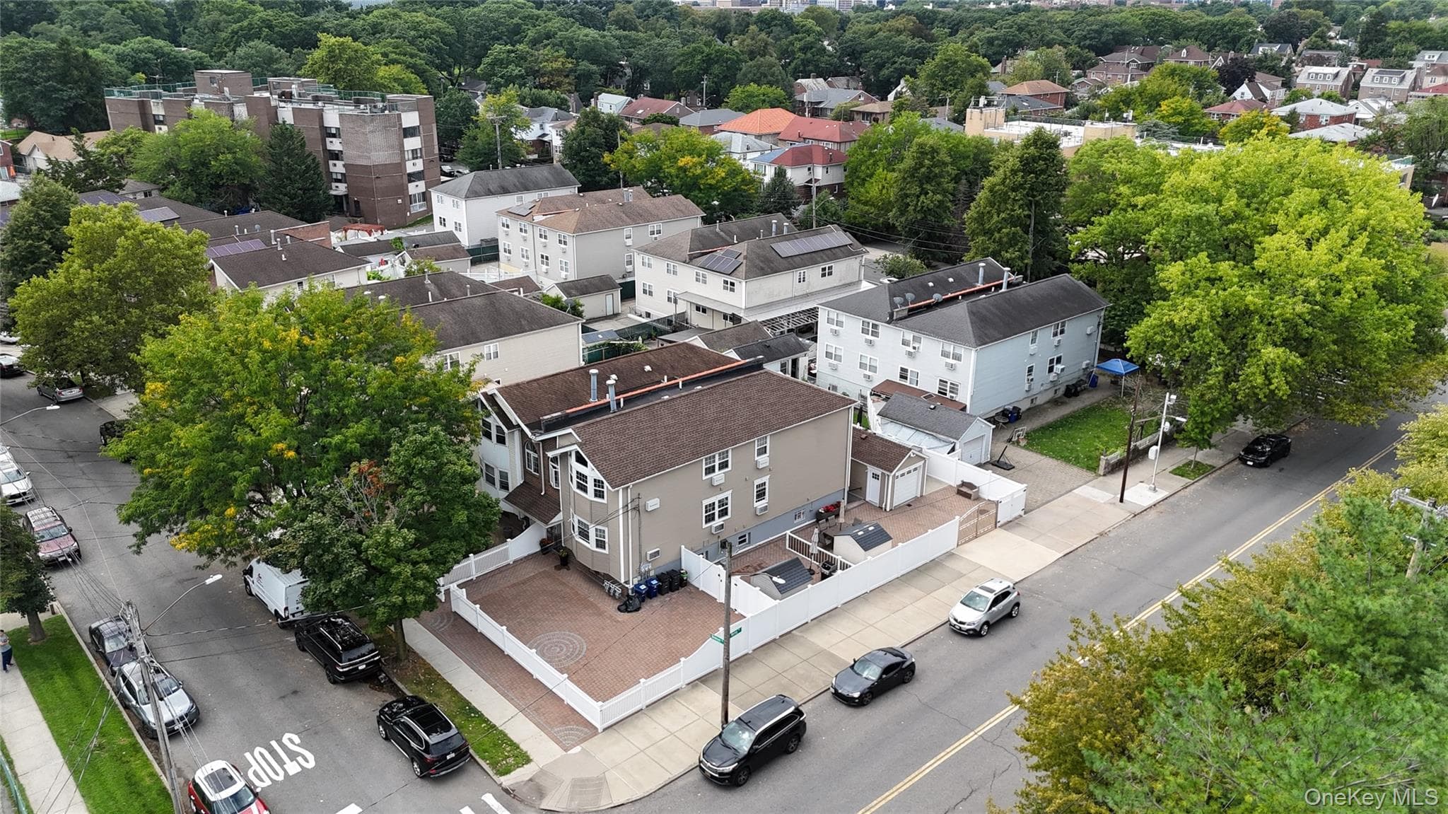 2357 Demeyer Street thumbnail 49