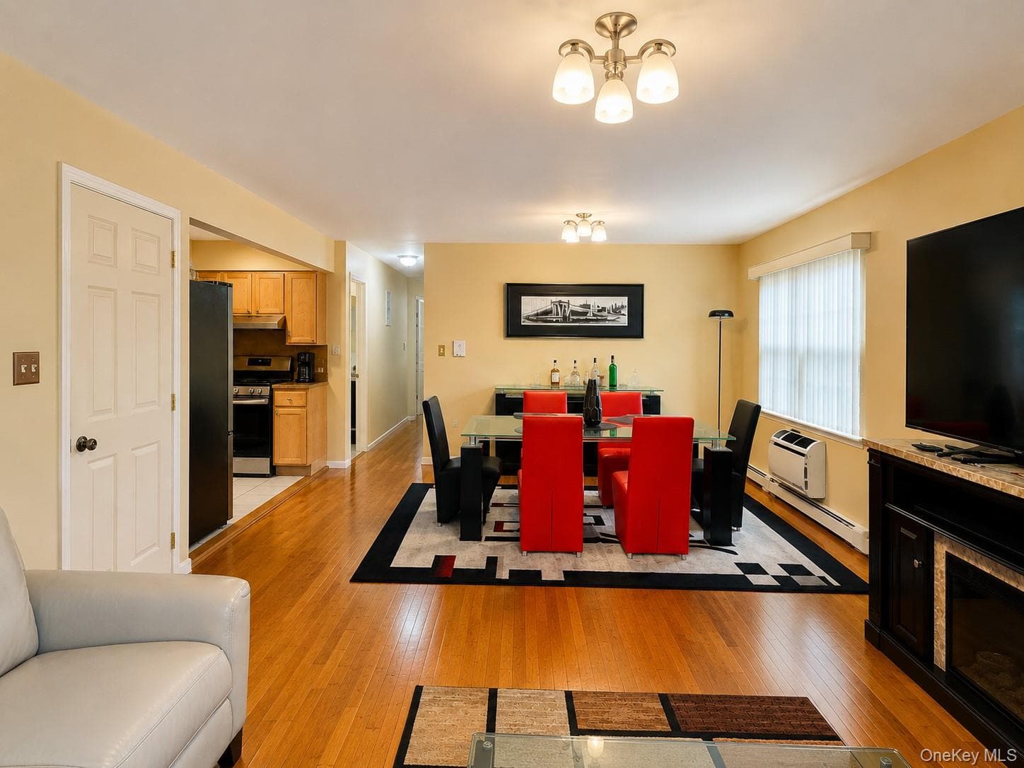 2357 Demeyer Street thumbnail 25