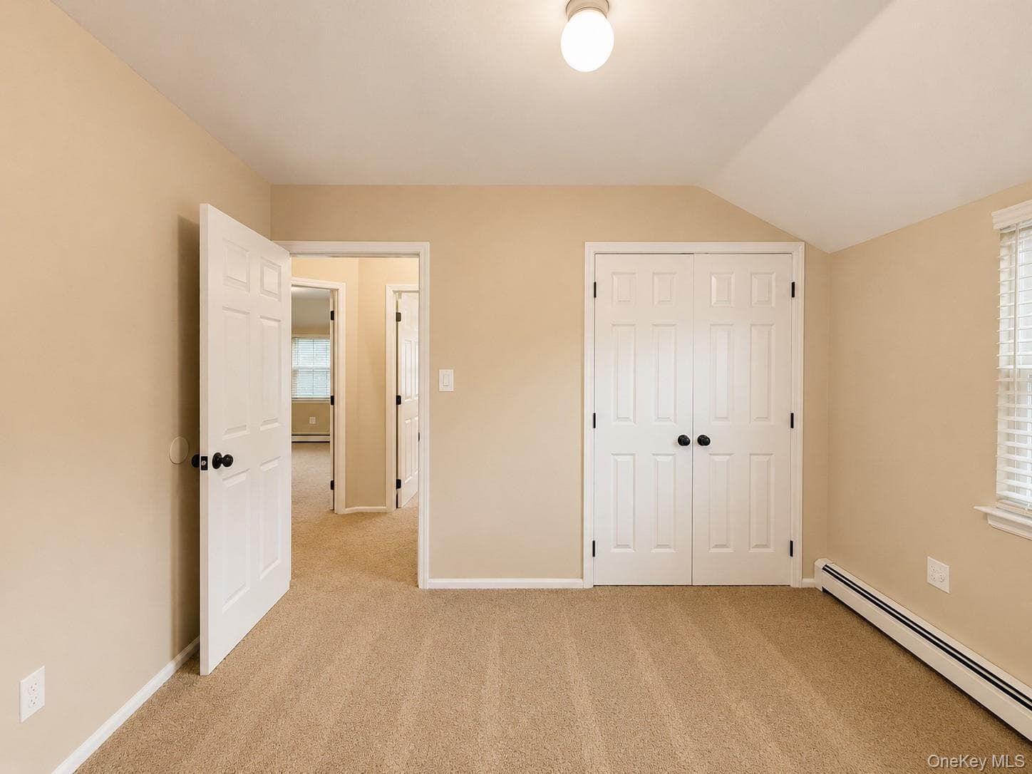 2357 Demeyer Street thumbnail 15