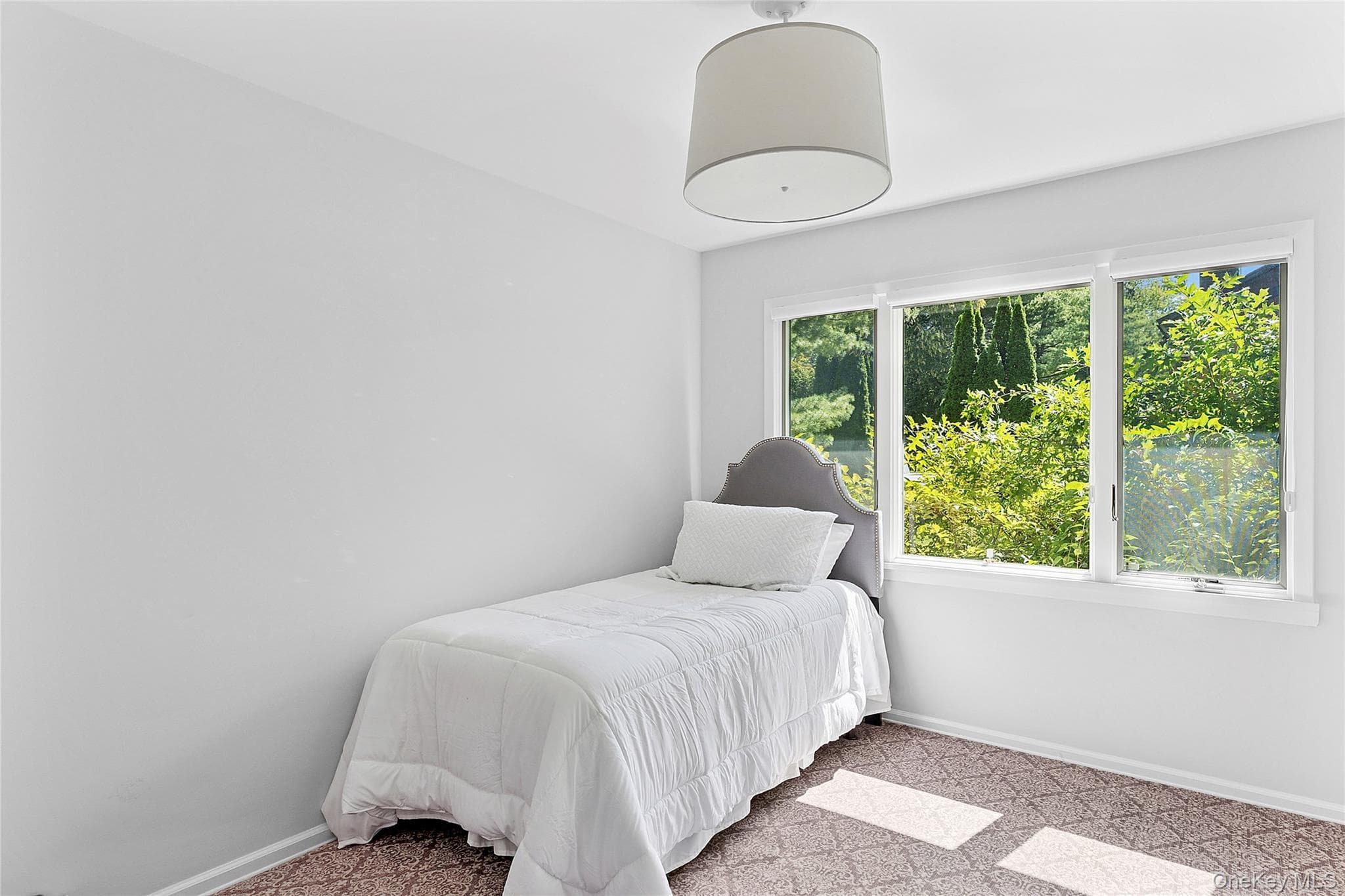 54 Dix Woods Drive thumbnail 12