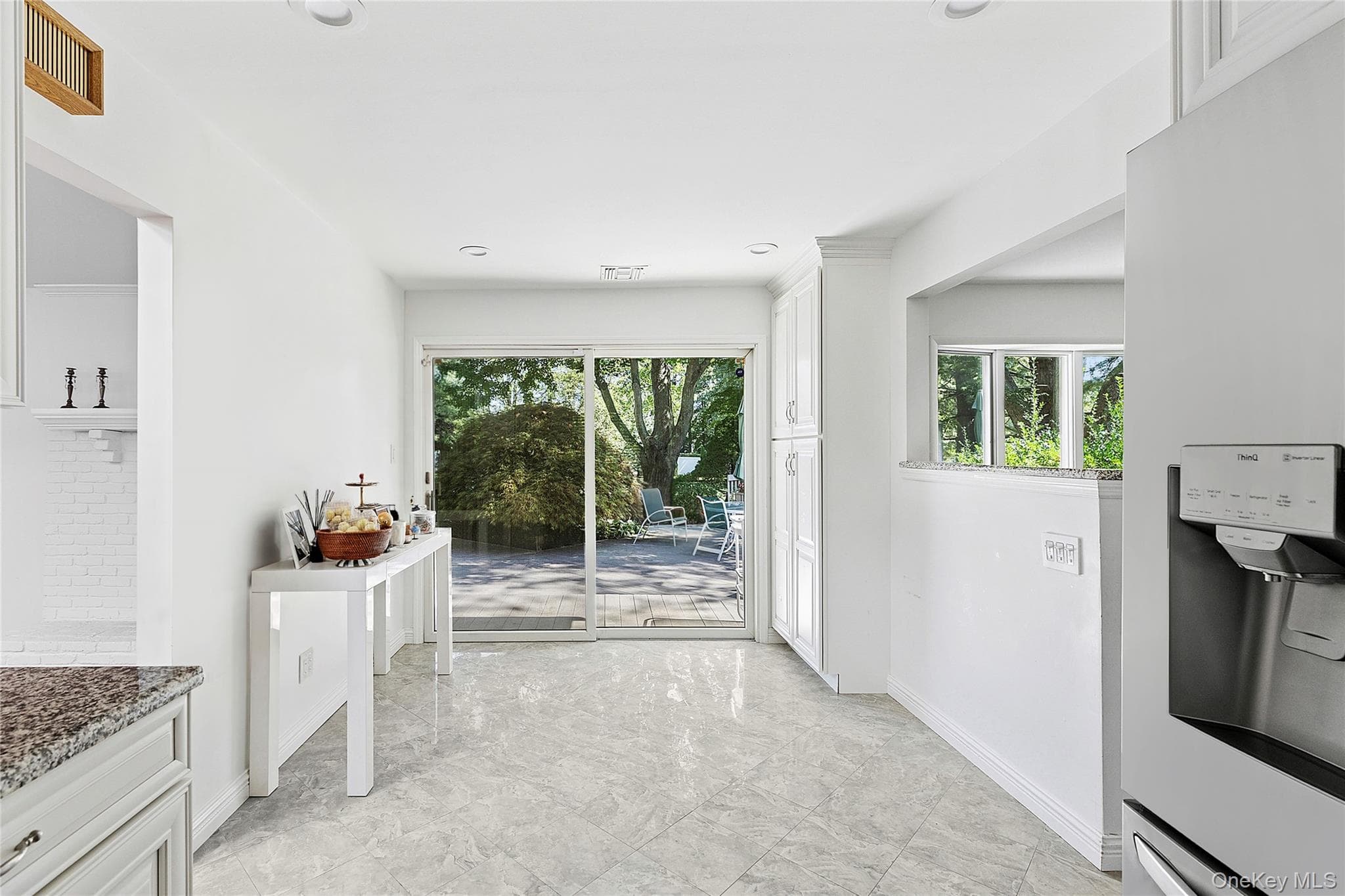 54 Dix Woods Drive thumbnail 3