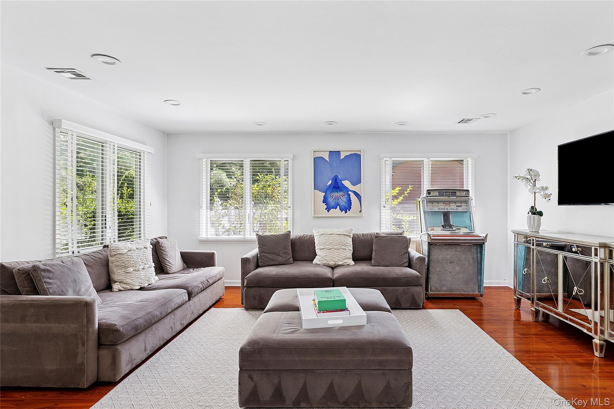 54 Dix Woods Drive thumbnail 6