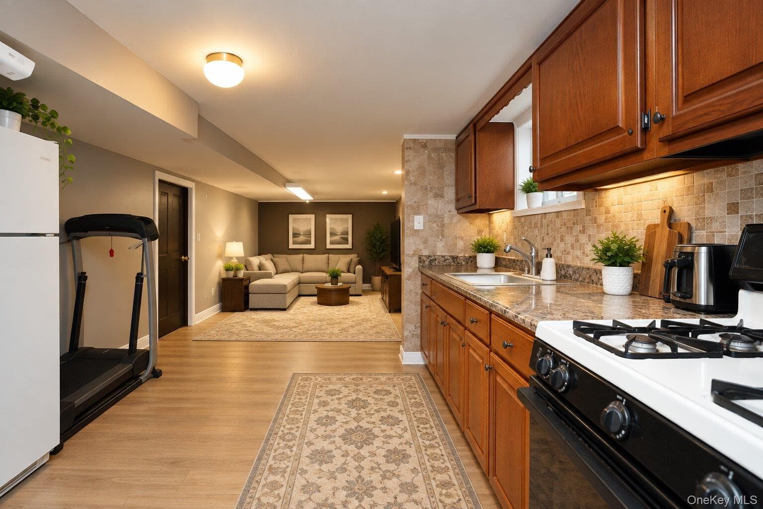 230 Lindenwood Road thumbnail 24