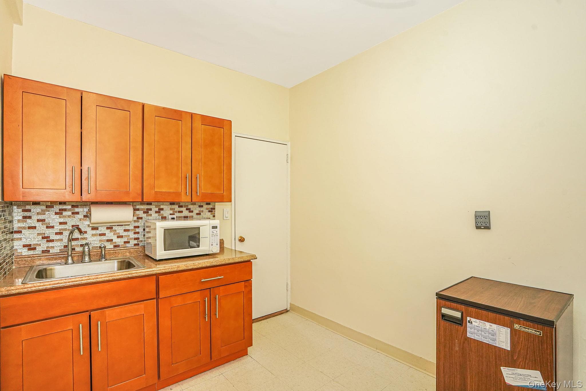 110-50 71st Road Unit: 1F thumbnail 13