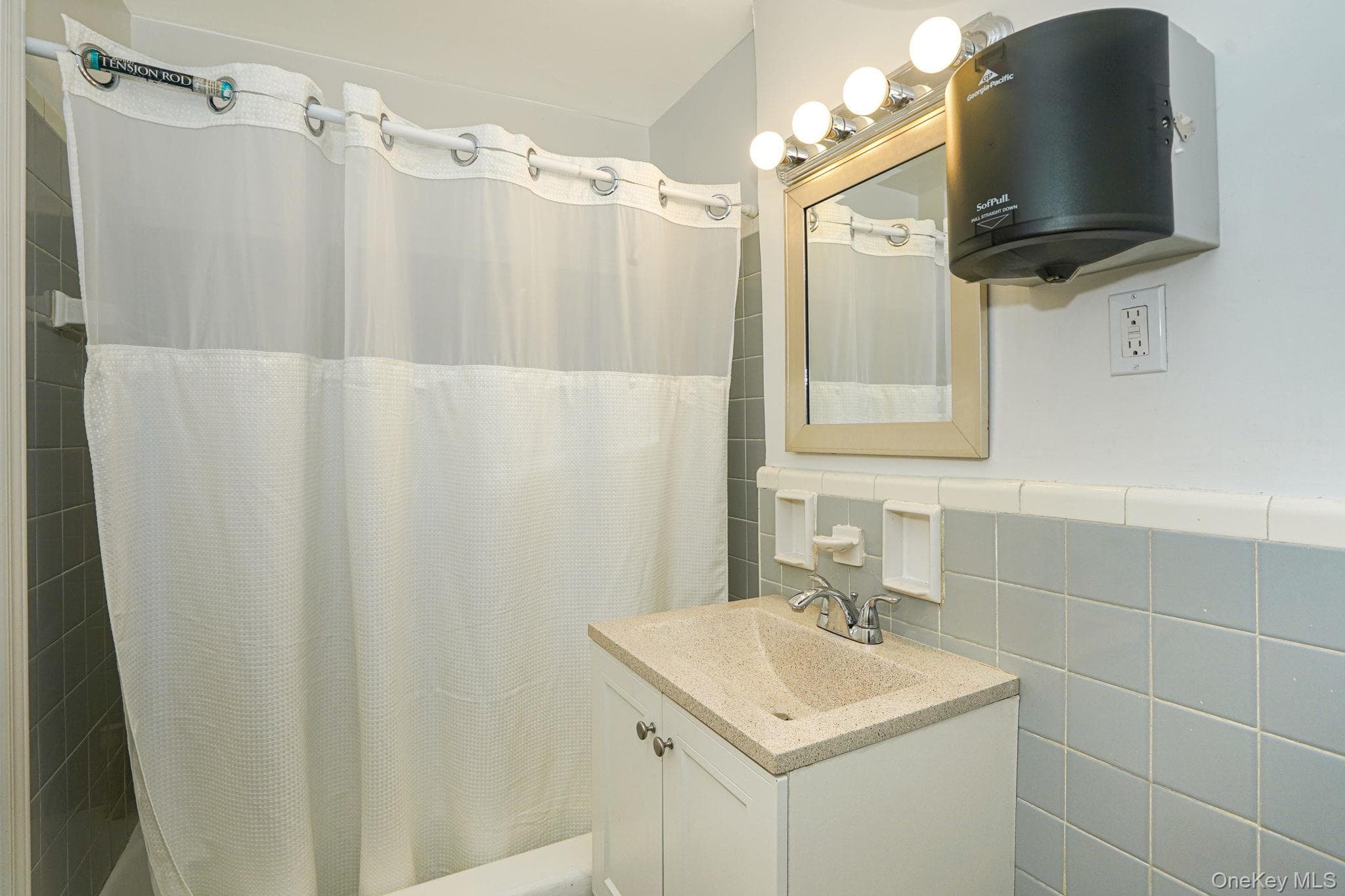 110-50 71st Road Unit: 1F thumbnail 12