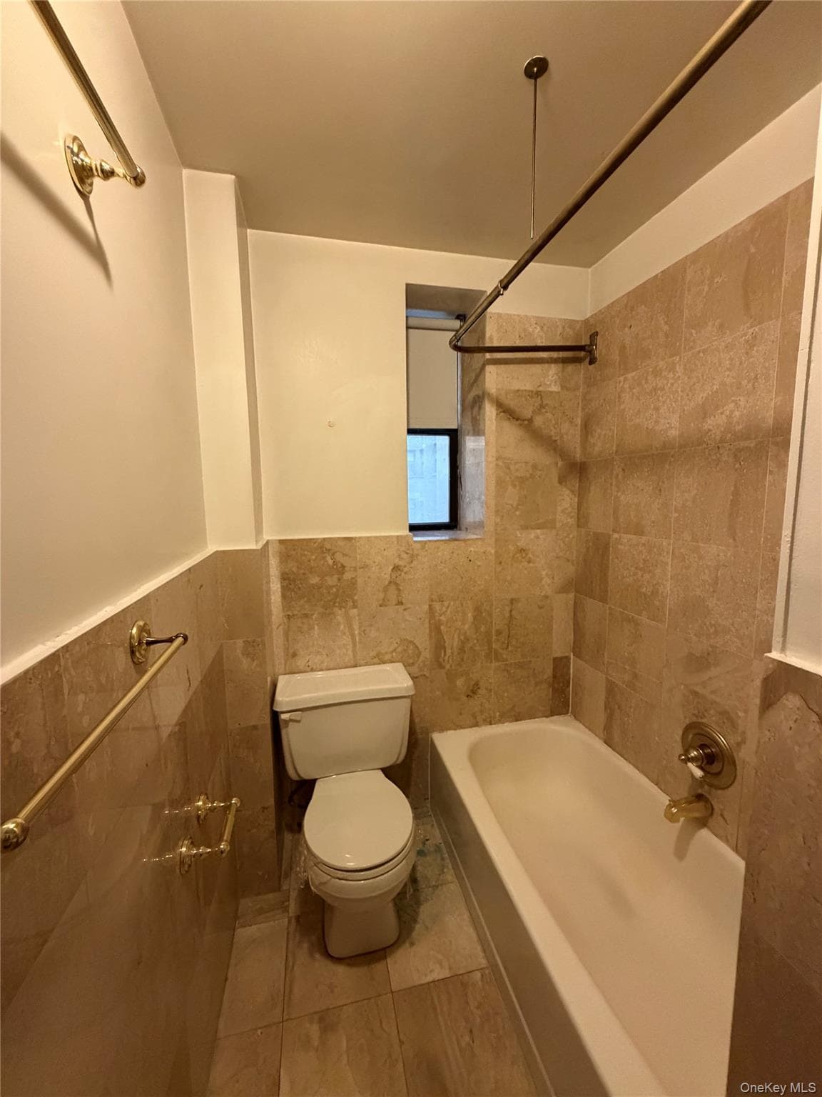 142 E 49th Street Unit: 5B thumbnail 5