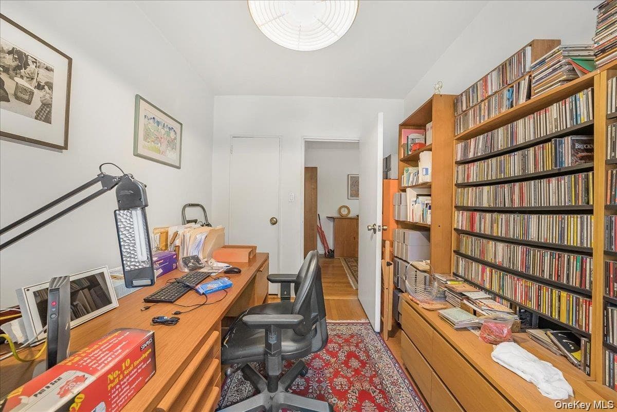 67-66 108th Street Unit: B31 thumbnail 6