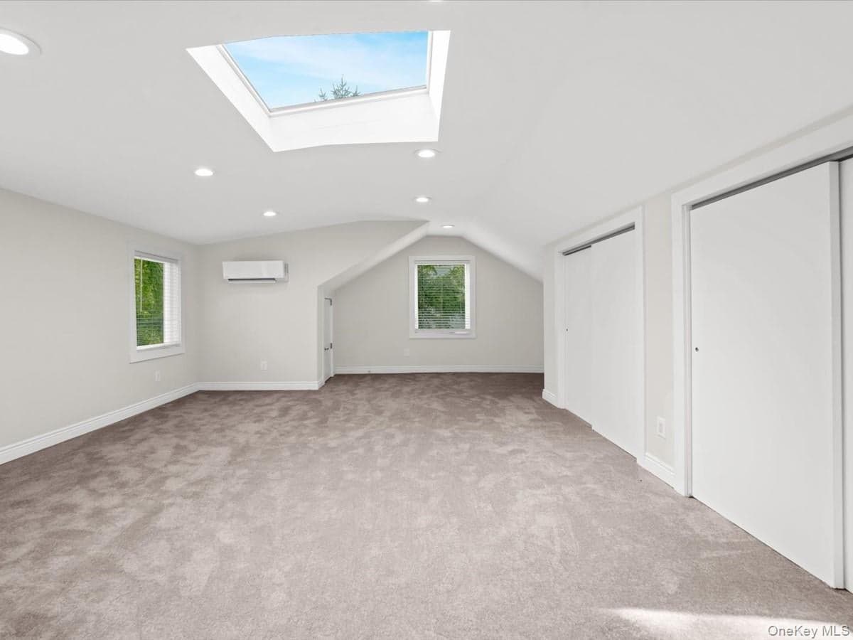 10 W Terrace Road thumbnail 17