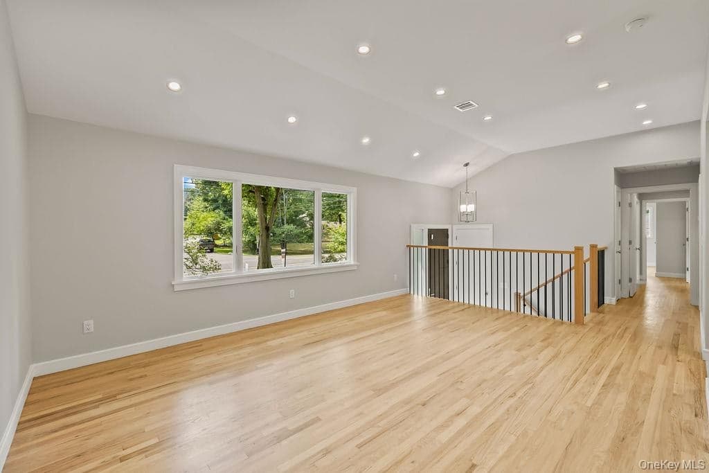 142 N Little Tor Road thumbnail 5