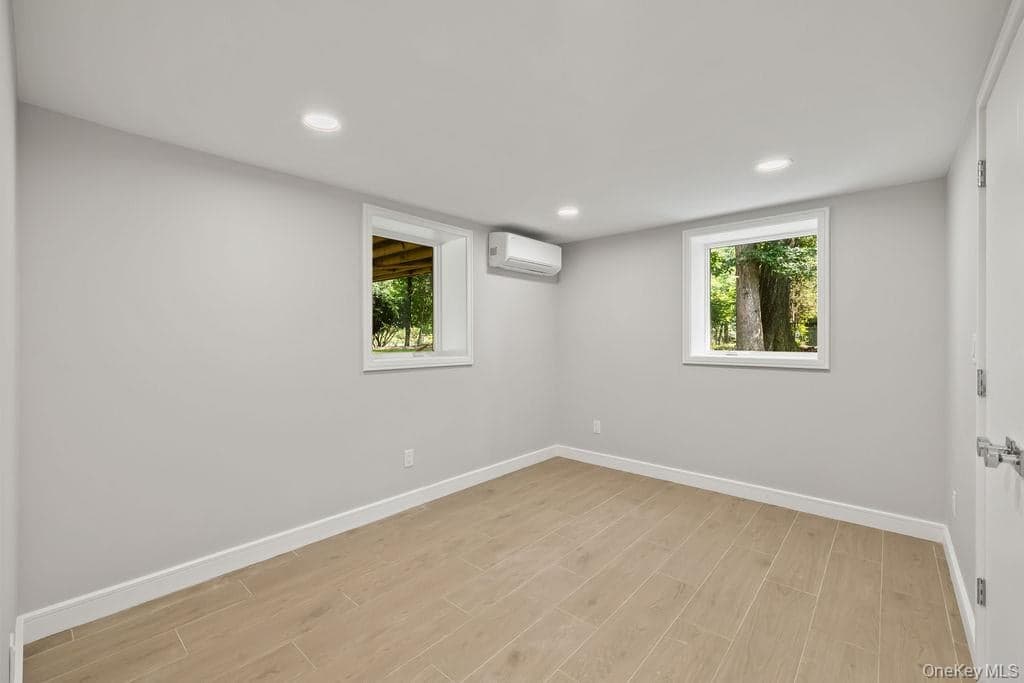 142 N Little Tor Road thumbnail 30