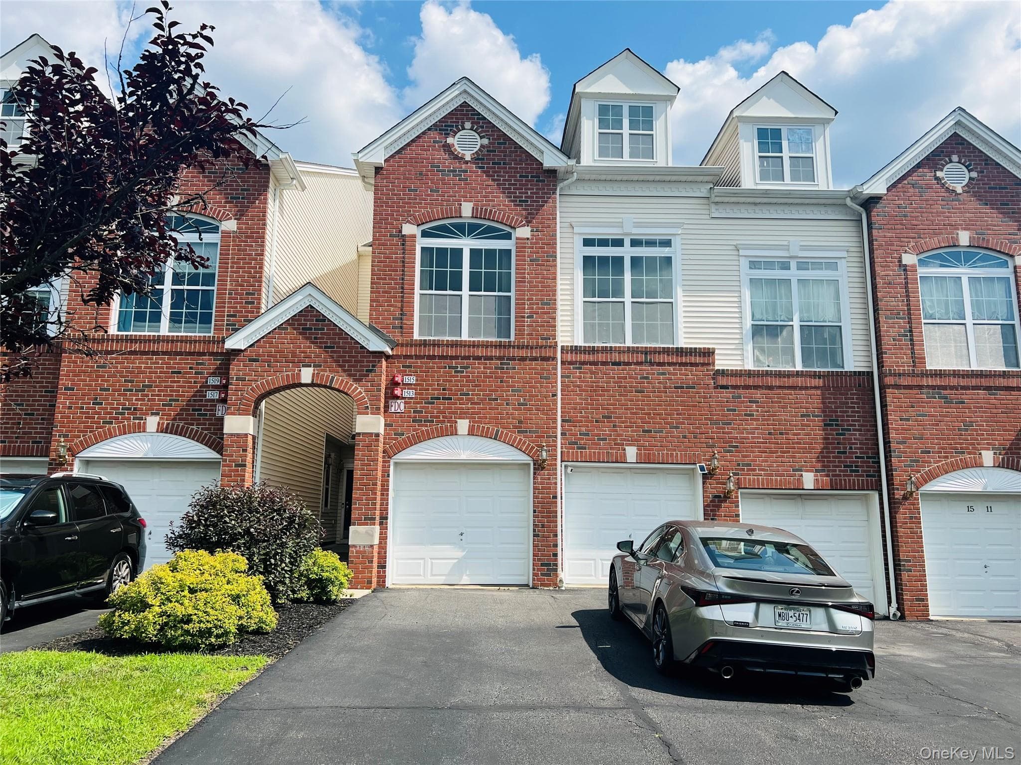 1515 Balsam Drive thumbnail 2