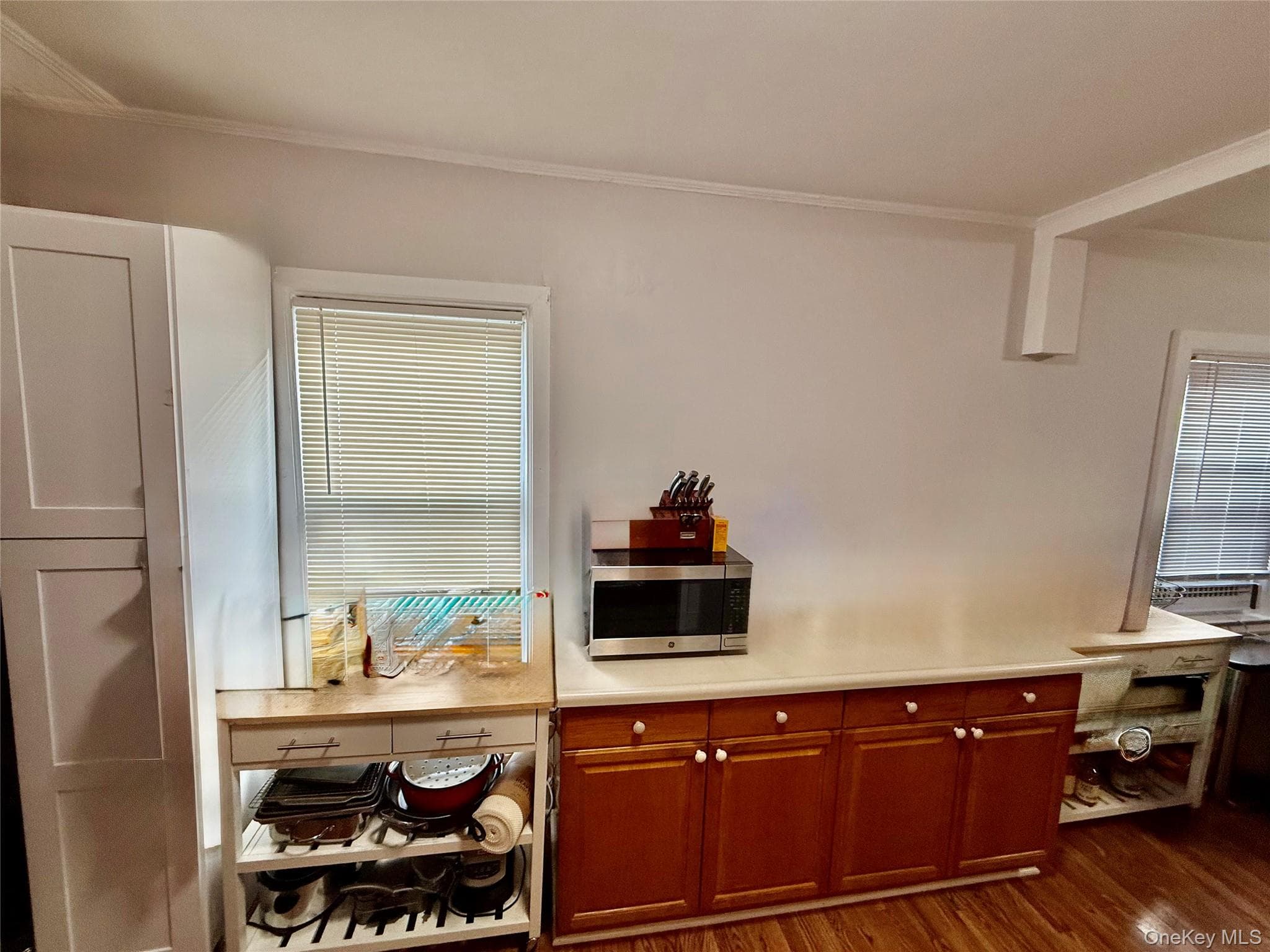 103 Meacham Avenue thumbnail 4