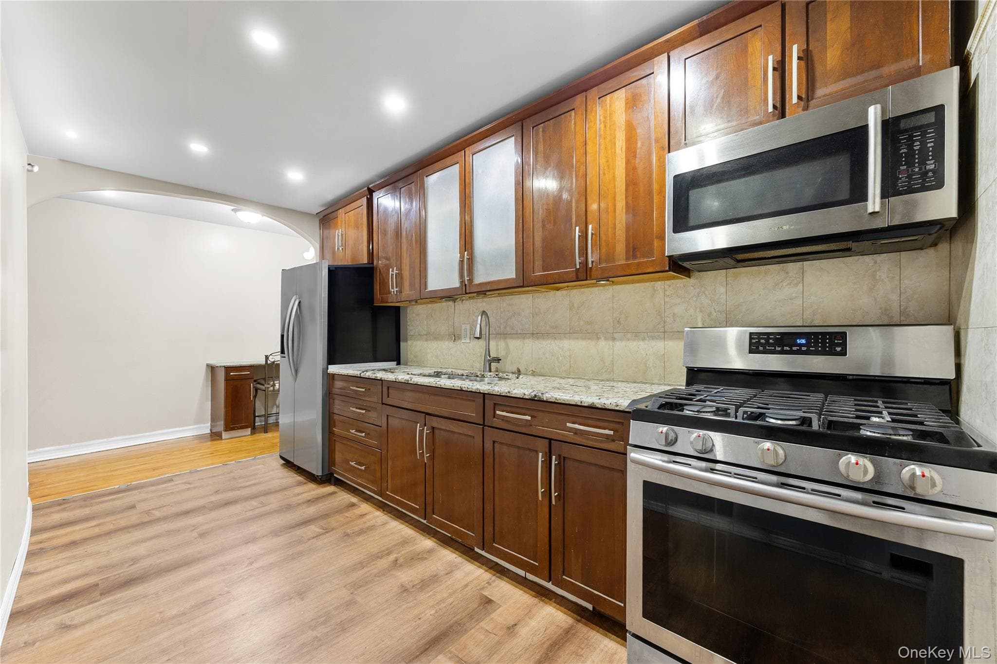 1670 Longfellow Avenue Unit: 3J thumbnail 14
