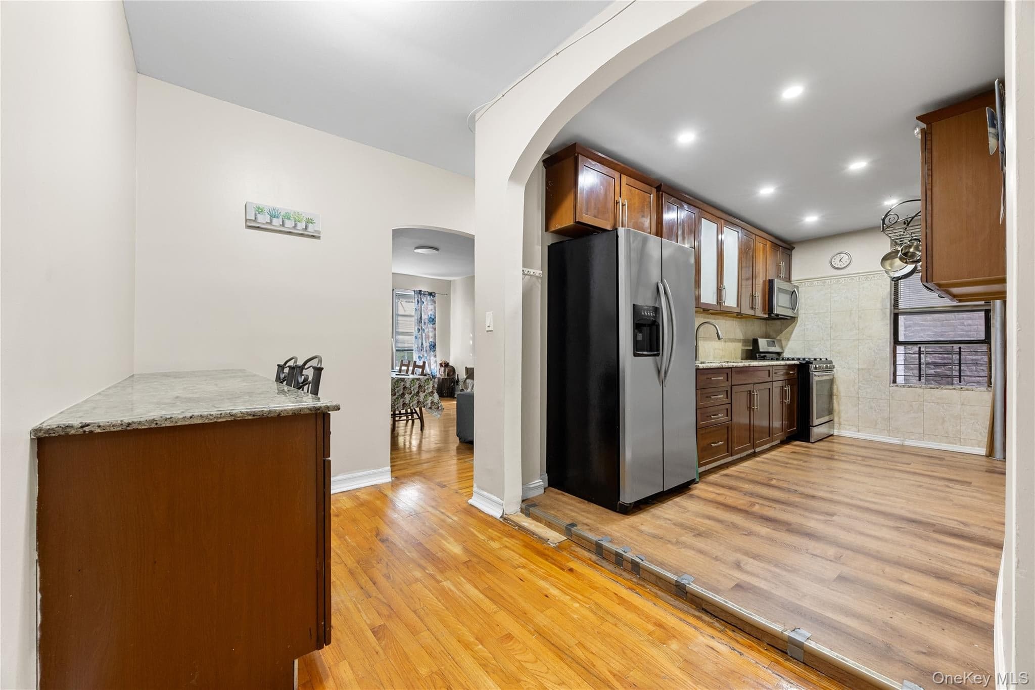1670 Longfellow Avenue Unit: 3J thumbnail 11