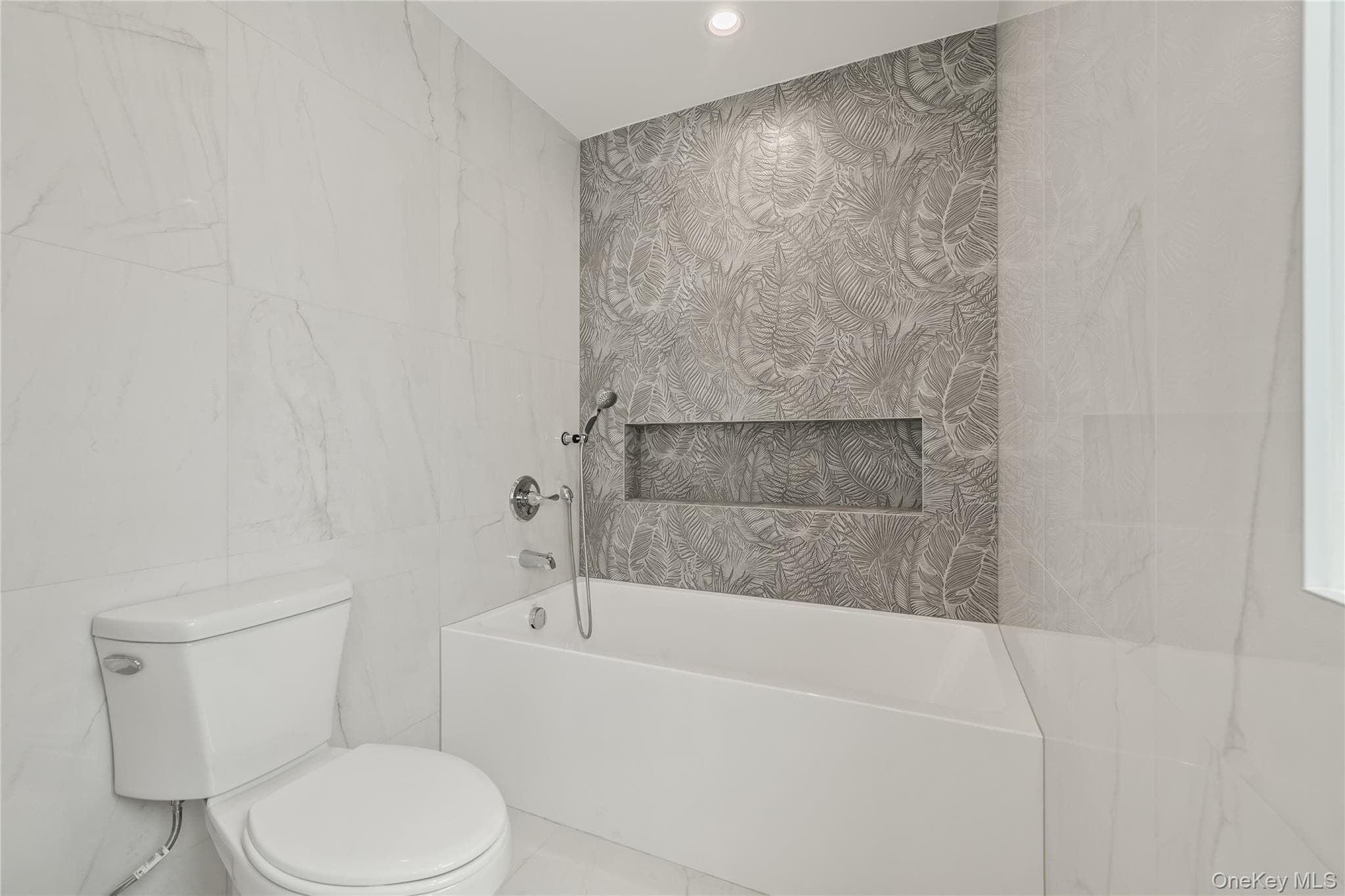 37 Ewing Avenue Unit: 202 thumbnail 31