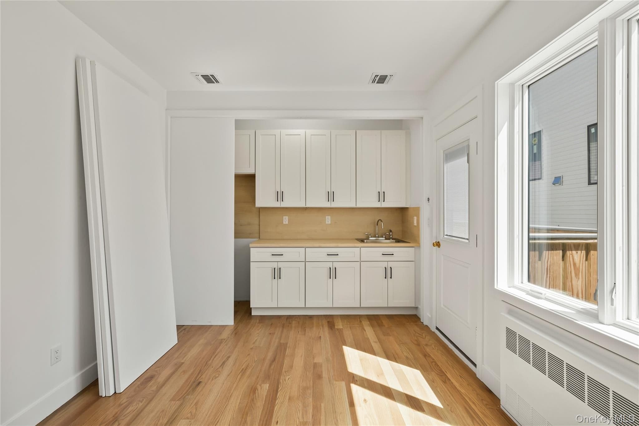 37 Ewing Avenue Unit: 202 thumbnail 19